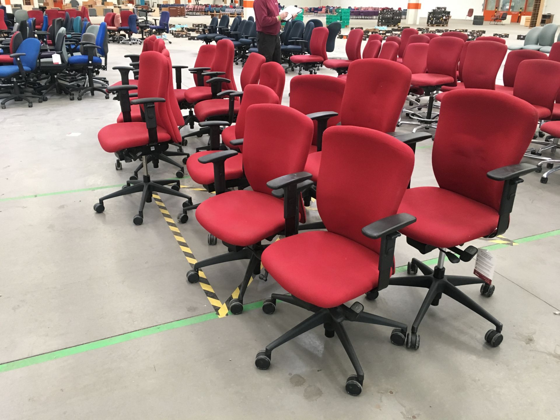 14 x Boss height adjustable typist chairs with arms - Image 2 of 2