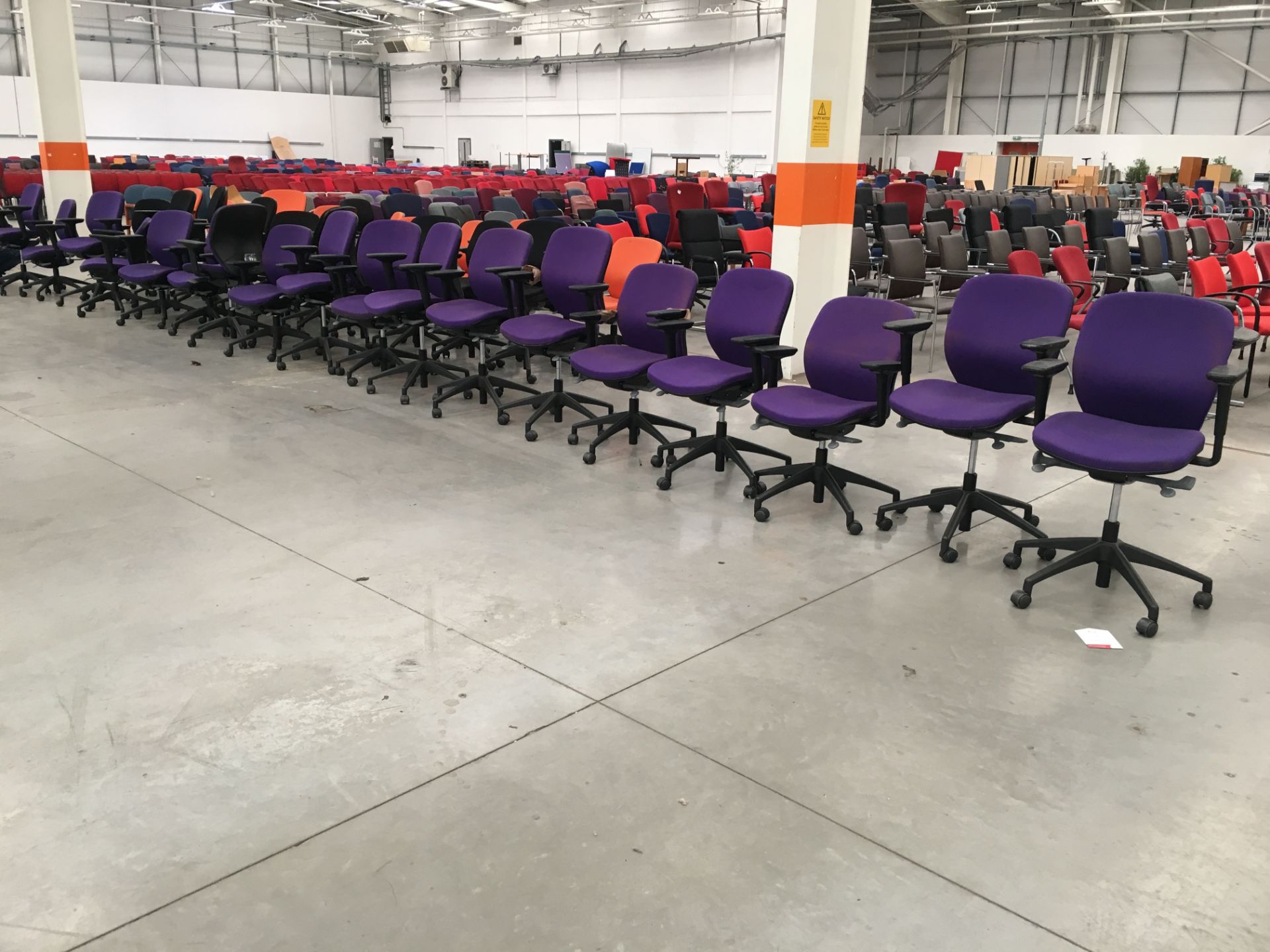 40 x Height adjustable typist chairs. See description