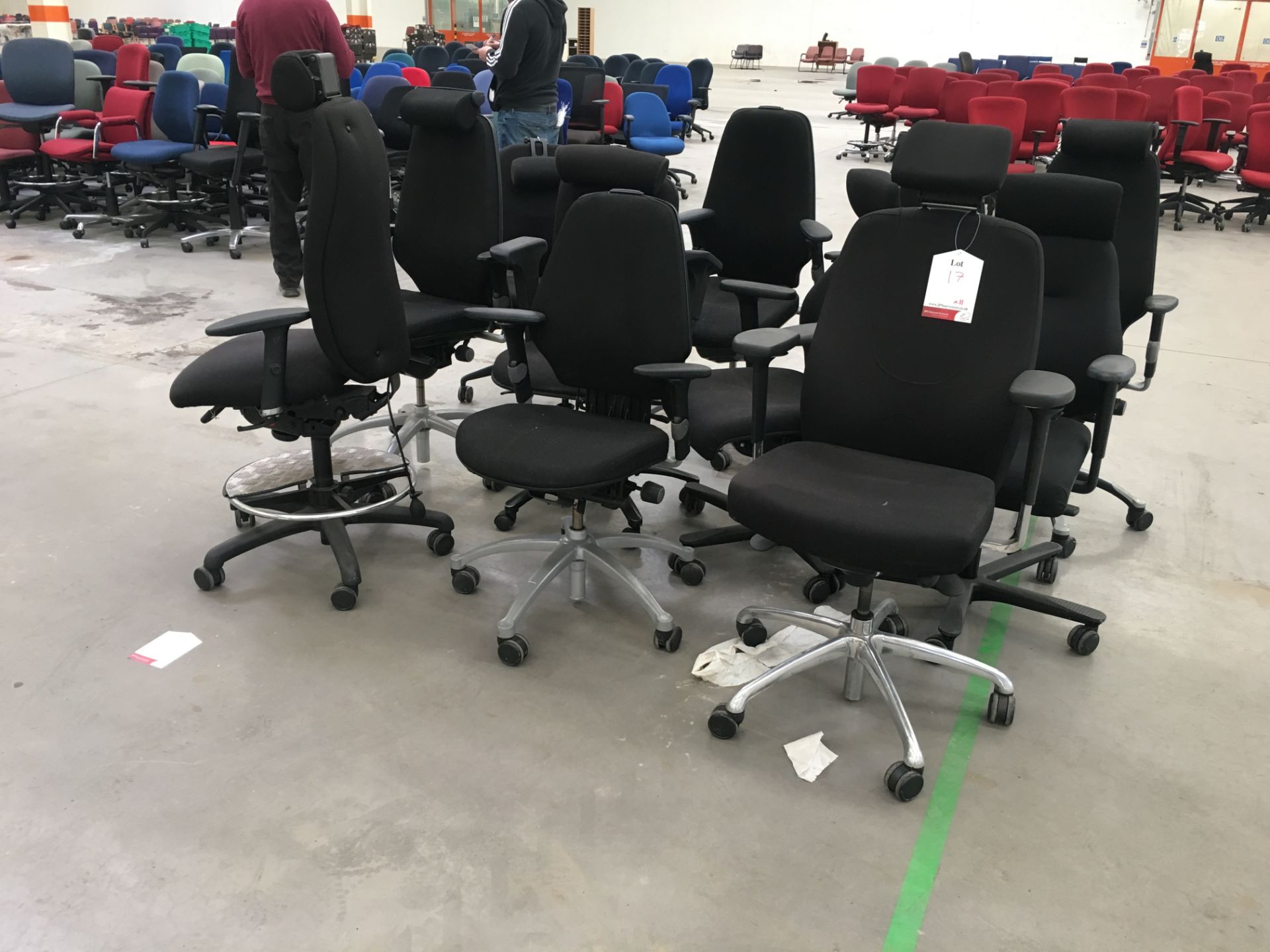 11 x Height adjustable typist chairs with arms - Image 2 of 2