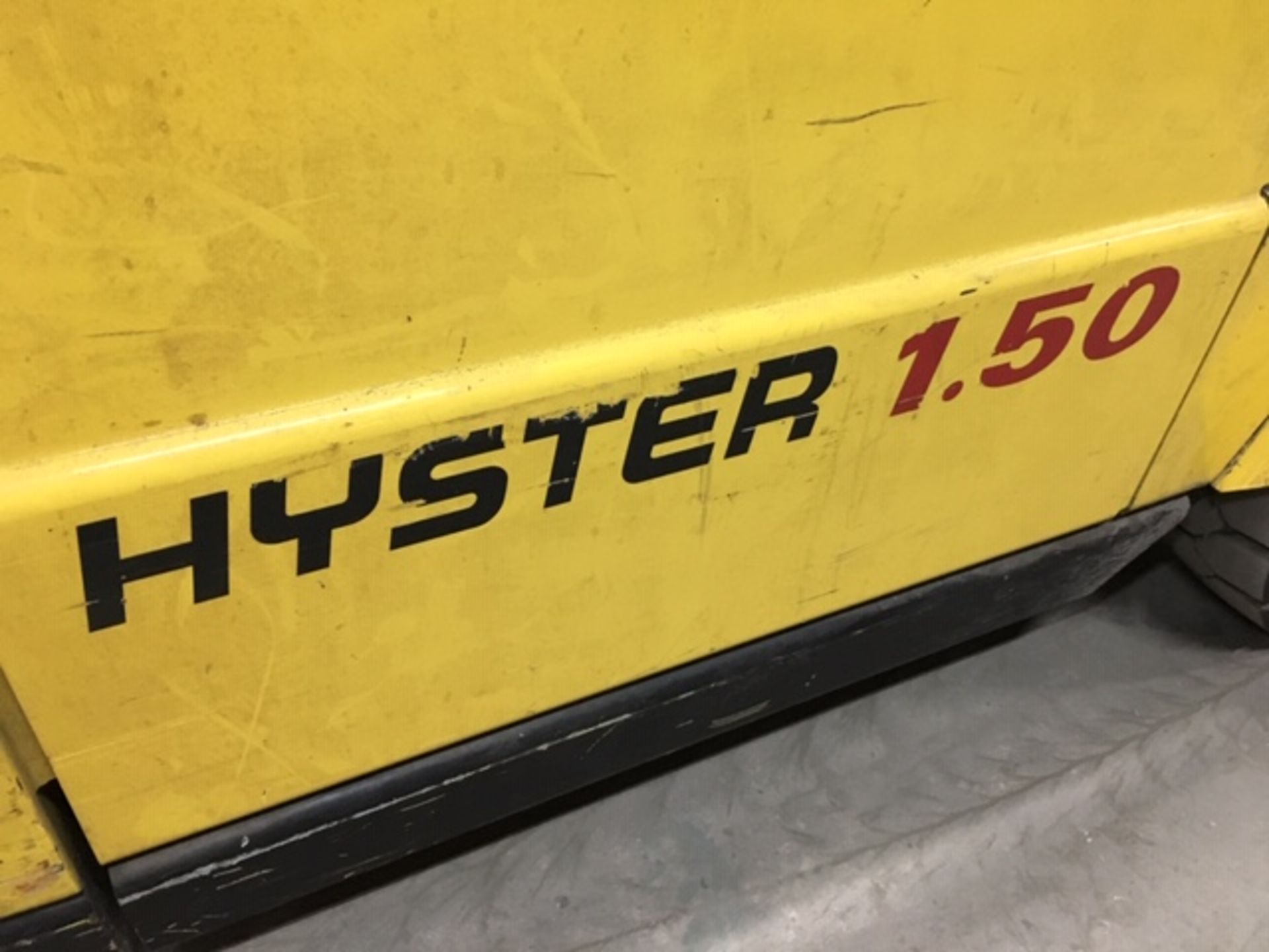Hyster A1.50XL Electric Counter-Balanced Forklift Truck w/ Charger | YOM: 2006 - Image 8 of 16