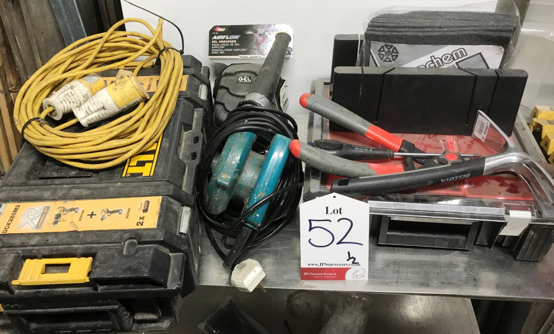 Mixed lot of various hand and power tools and equipment - as pictured