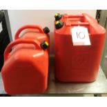 4 x Various fuel jerrycan's - 2 x 18ltr / 2 x 22ltr