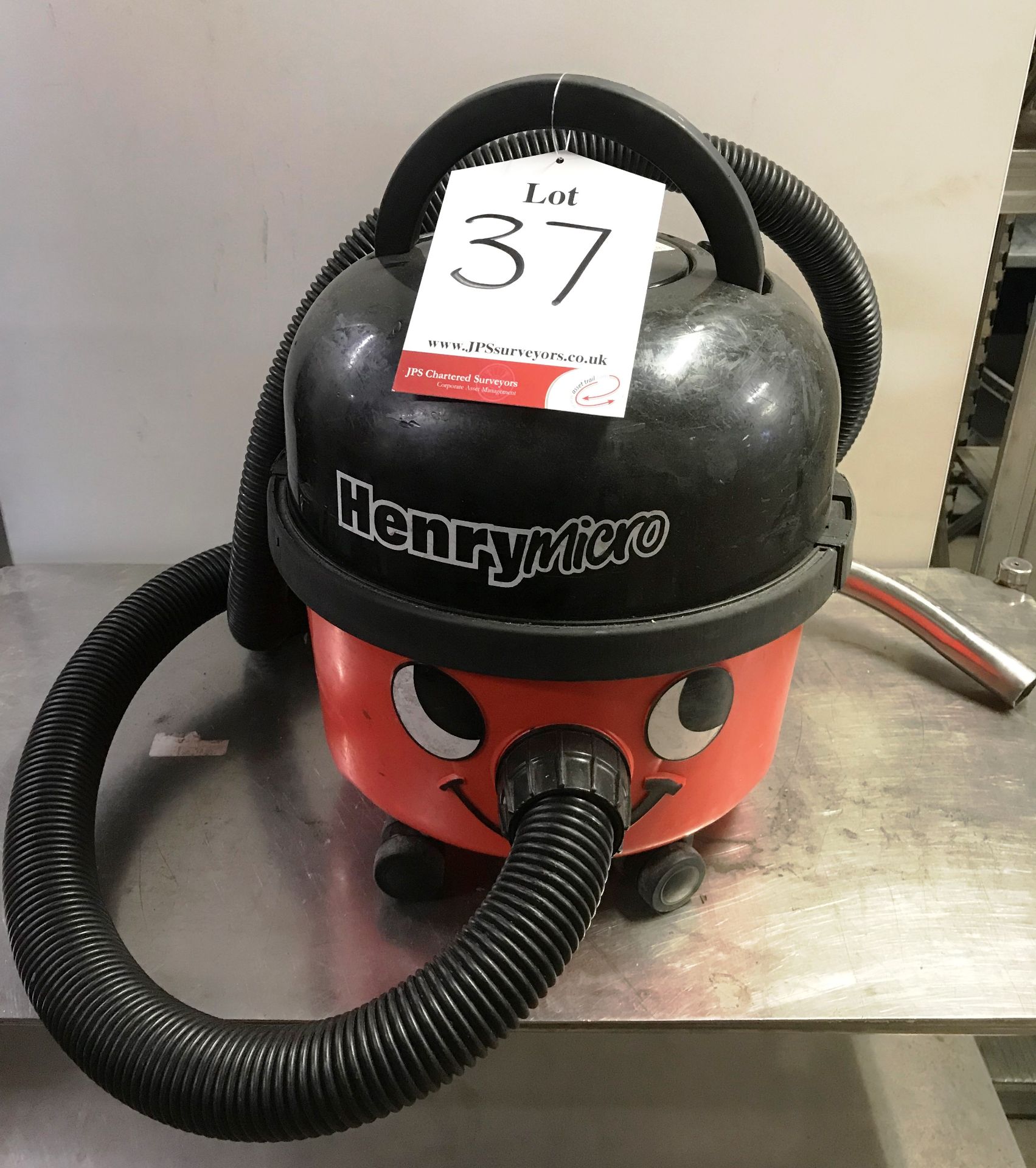 Numatic HVR 200M-22 Henry hoover - no attachments