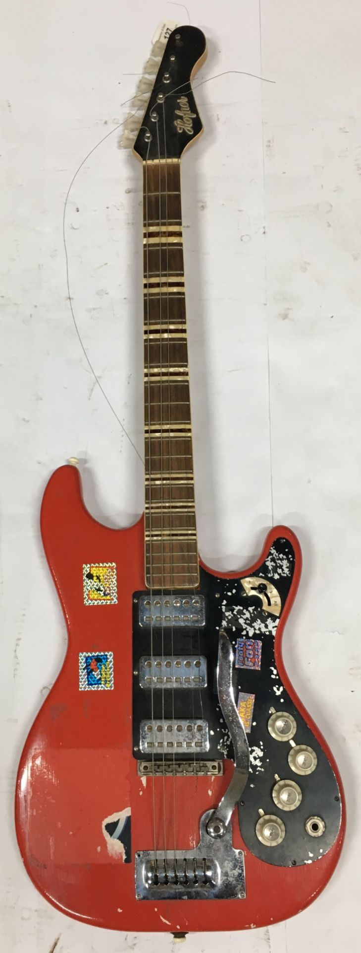 Hofner Electric Guitar in Red | Damaged | In Bag - Image 2 of 3