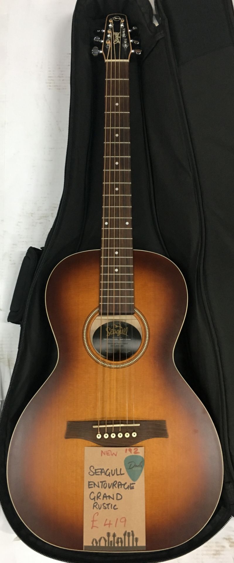 Seagull Entourage Acoustic Guitar in Rustic Grand Parlour | RRP £ 419 - Image 2 of 4