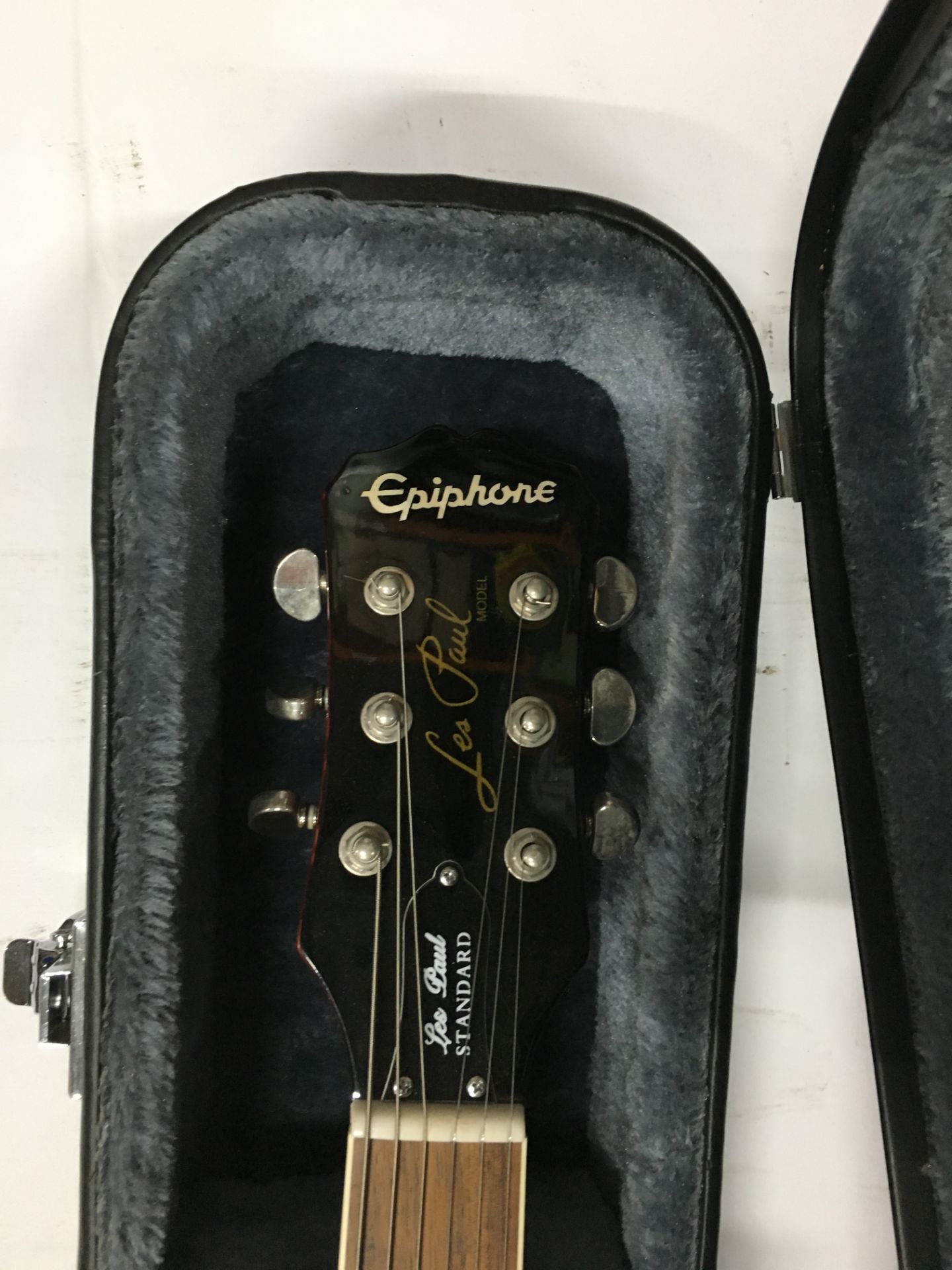 Les Paul Epiptone Electric Guitar in Red | In Case | Pre-owned | RRP £199 - Image 3 of 3