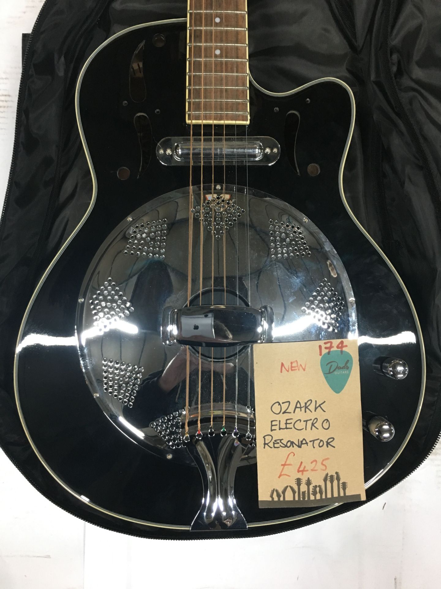 Ozark 3515E Electro-Acoustic Resonator Guitar | RRP £425 - Image 4 of 5