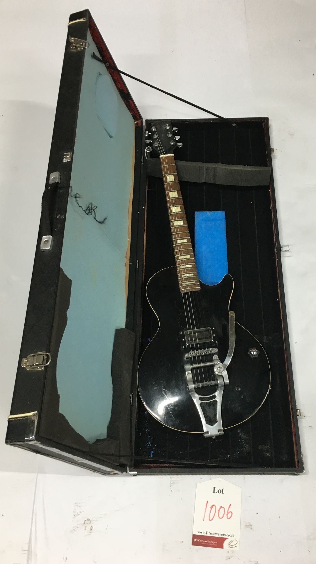 Hondo Electric Guitar | Used | In case | No RRP