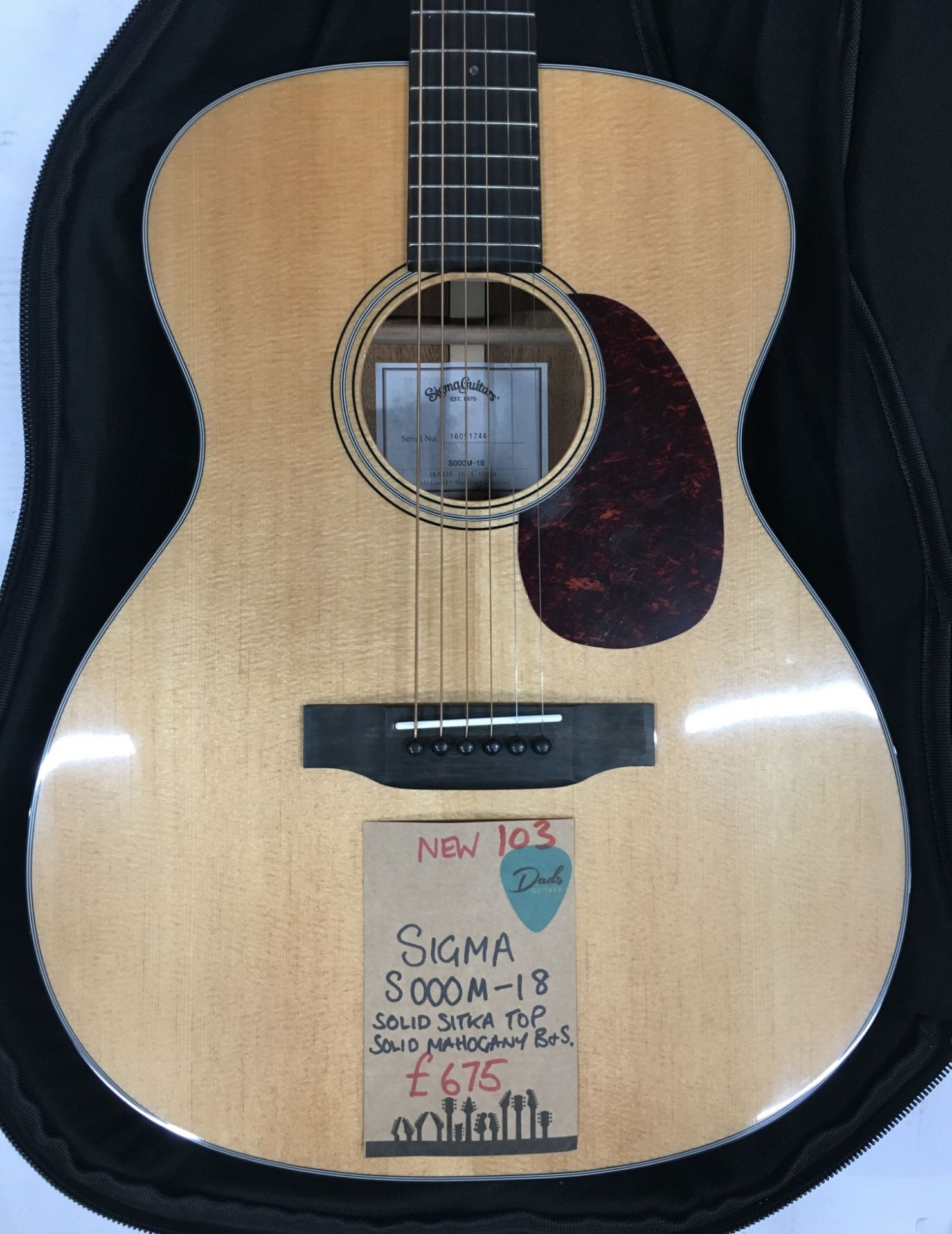 Sigma S-000M-18 Acoustic Guitar | RRP £675 - Image 3 of 4