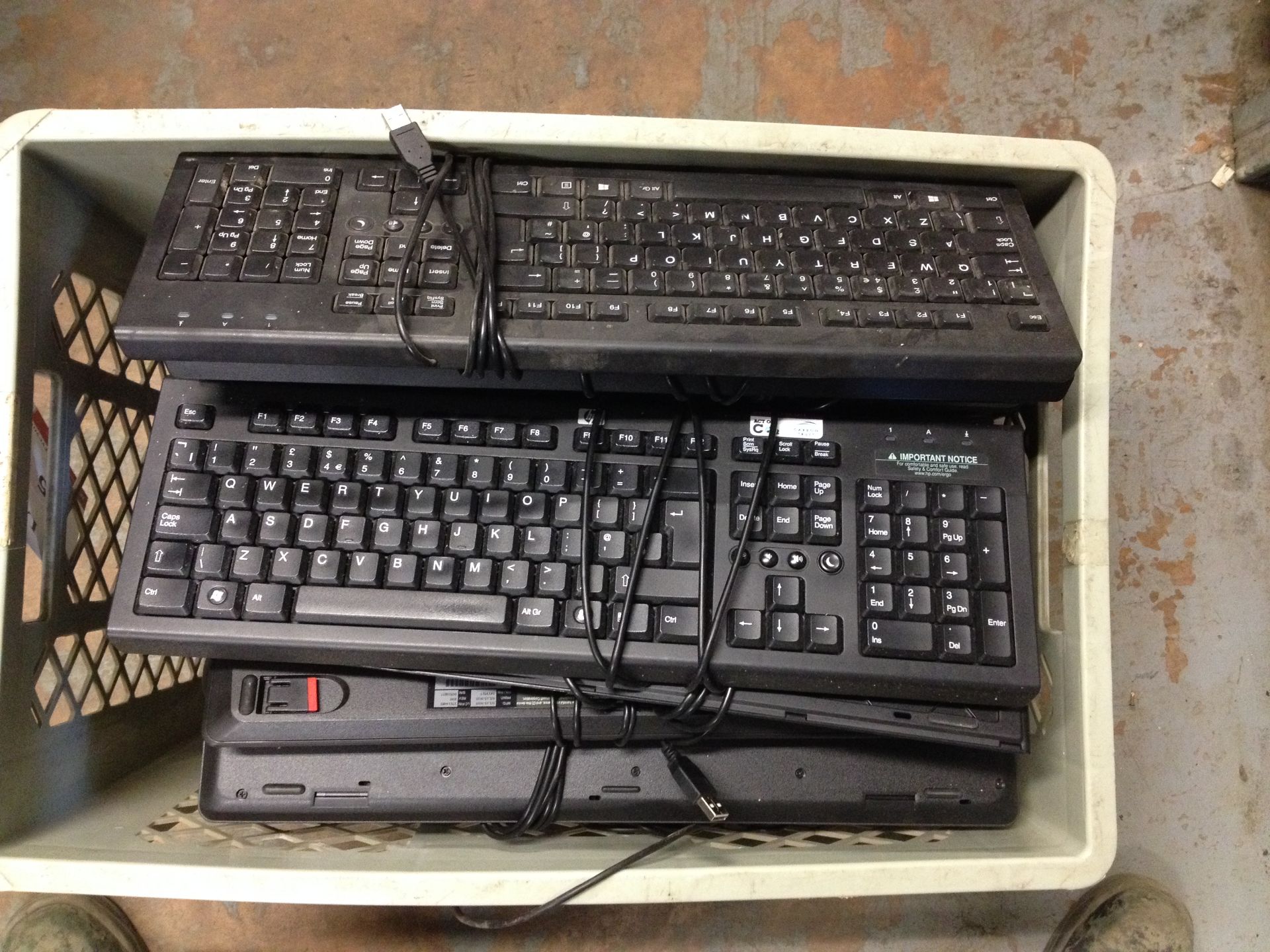 32 x Various Keyboards - Image 2 of 2