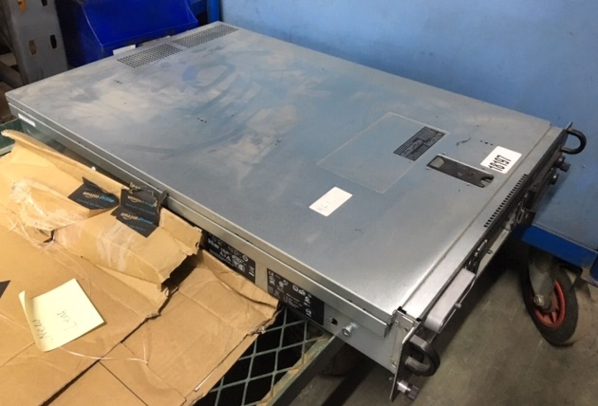 Dell PowerEdge 2970 Rack Mount Server Unit