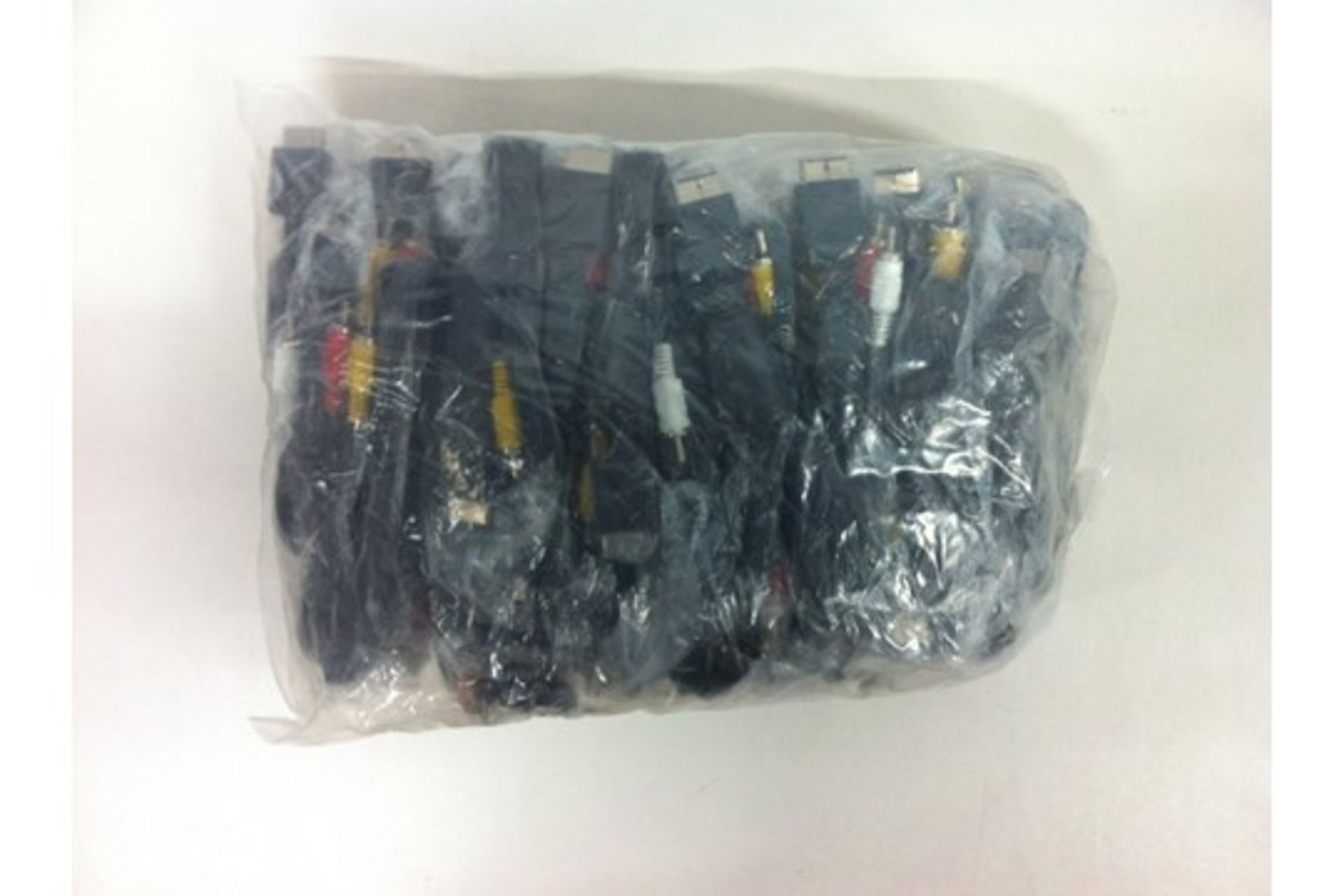 Approximately 2,000 x AV To RCA Cables For PlayStation PS2/PS3 - Image 2 of 2