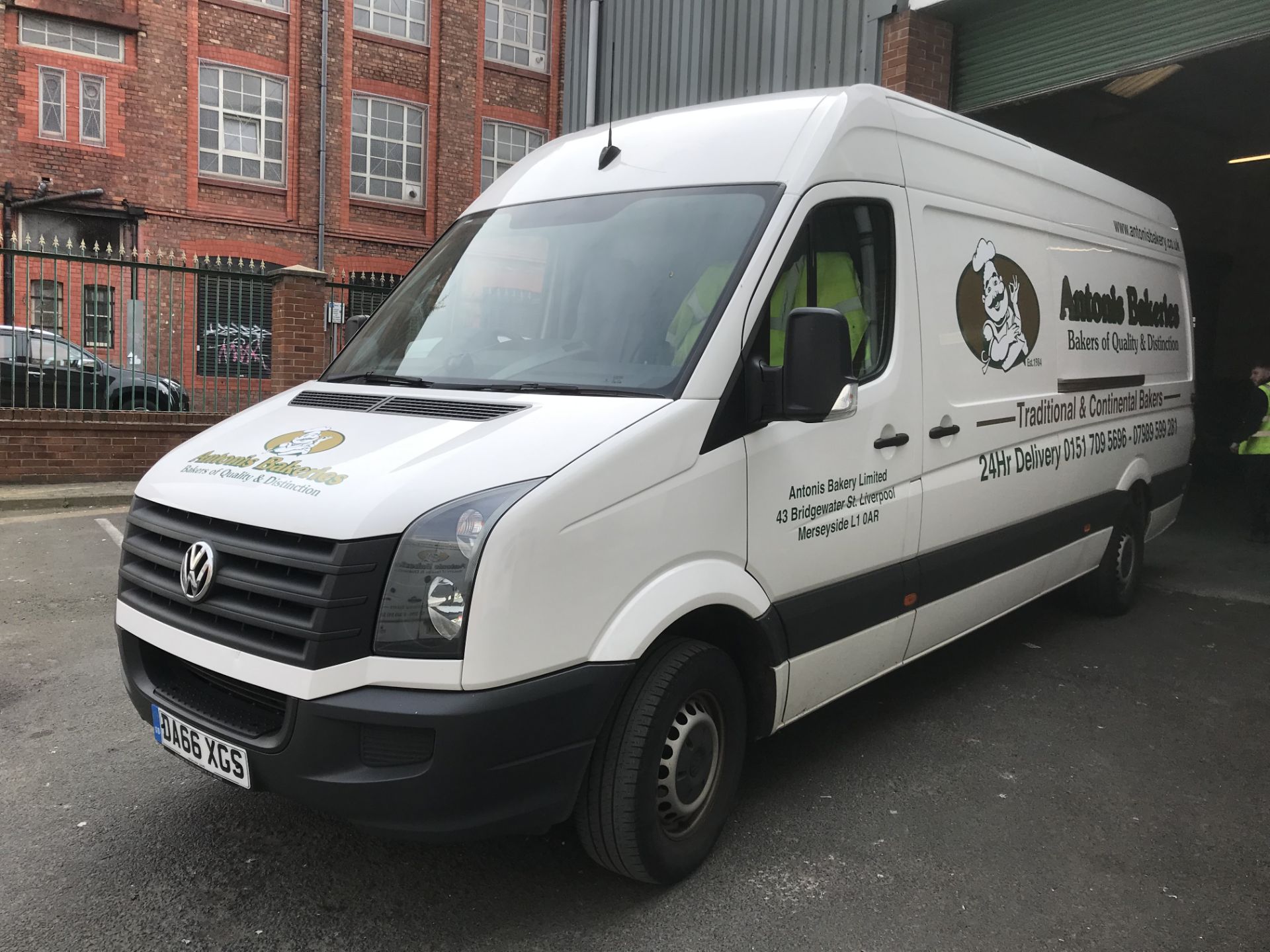 Volkswagen Crafter CR35 TDI Diesel Panel Van | 52,884 Miles - Image 3 of 8