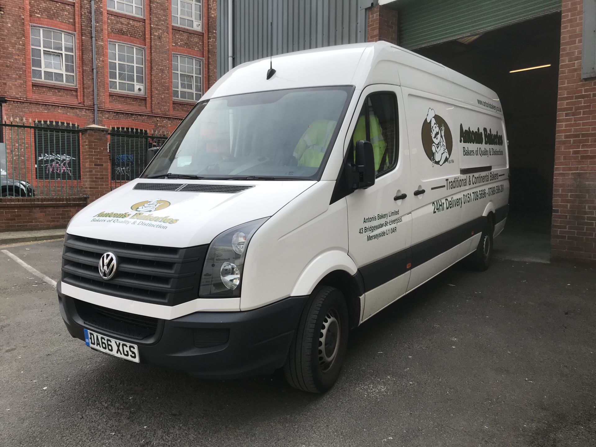 Volkswagen Crafter CR35 TDI Diesel Panel Van | 52,884 Miles - Image 2 of 8