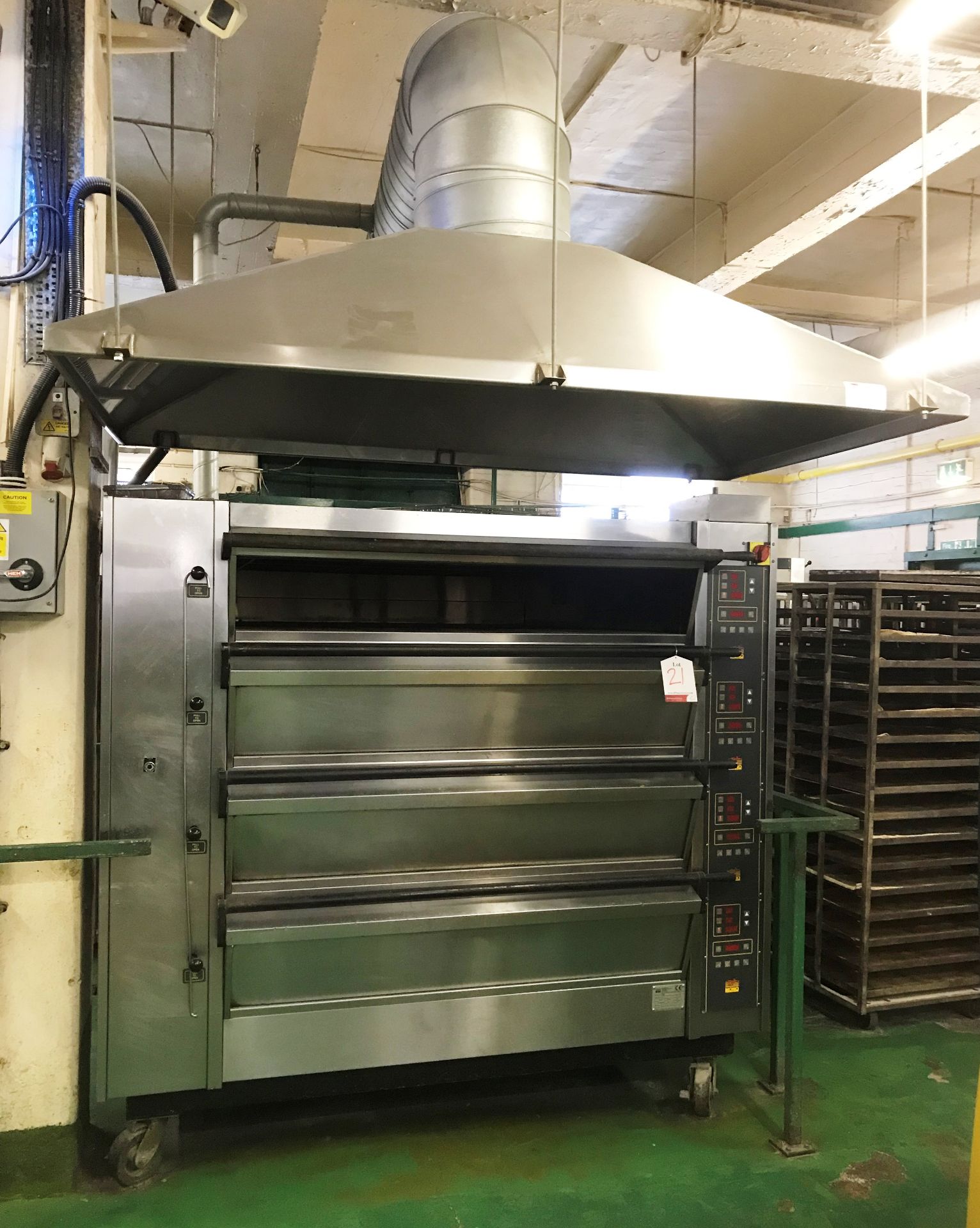 Mono FG 145 4 Deck / 24 Tray Electric Bakery Deck Oven w/ Extraction Canopy | Advised YOM: 2000