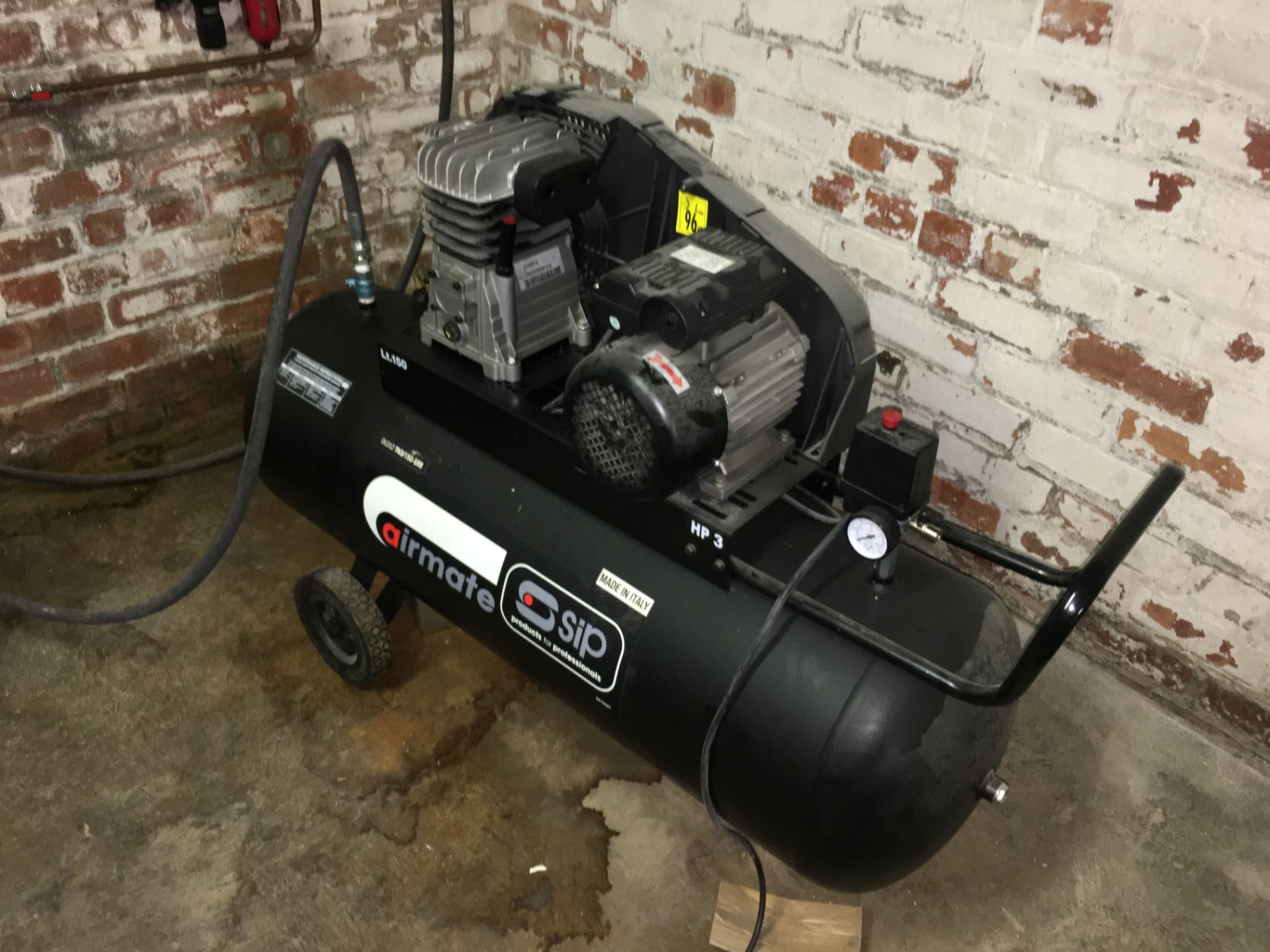 Airmate SIP 150L Mobile Air Compressor