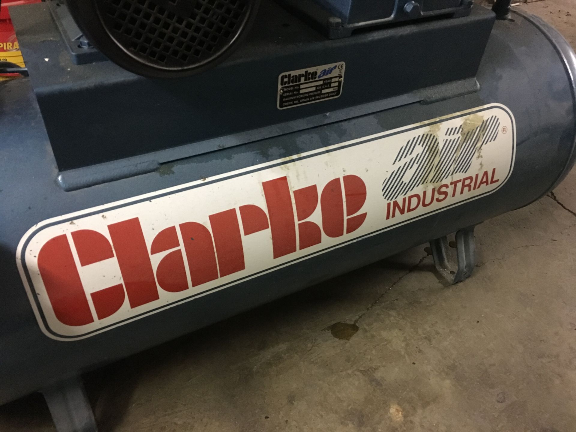 ClarkeAir Industrial Air Compressor - Bild 2 aus 6