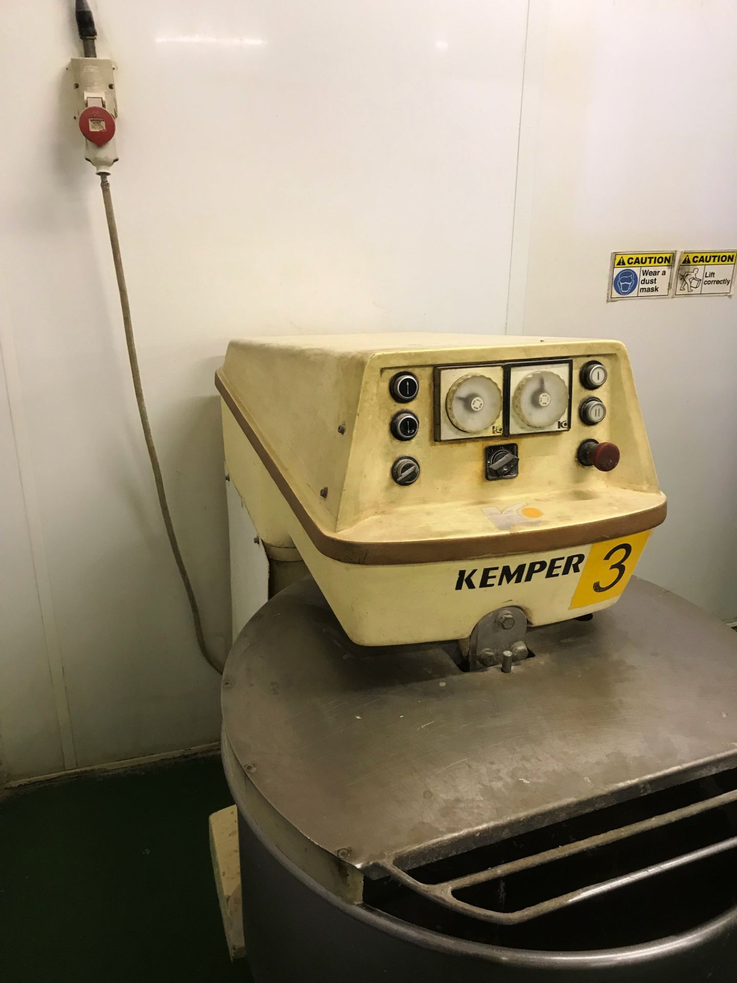 Kemper 3 Spiral Mixer w/ Removable Bowl | Advised 64kg & YOM: 2003 - Image 3 of 3