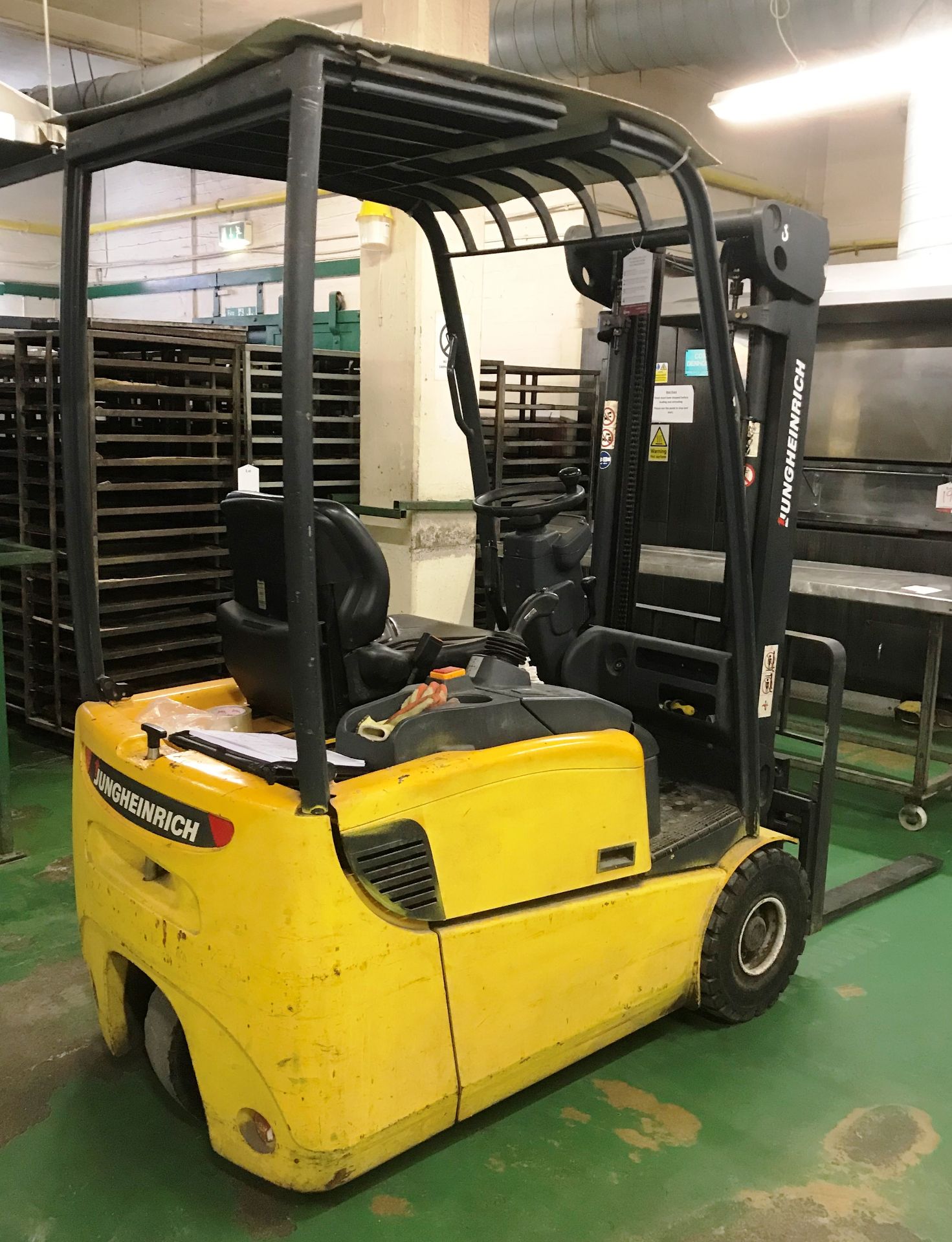 Jungheinrich 1.5T Electric Forklift | Hours: 1,232 | YOM: 2003 - Collection Last Day!!! - Bild 6 aus 6