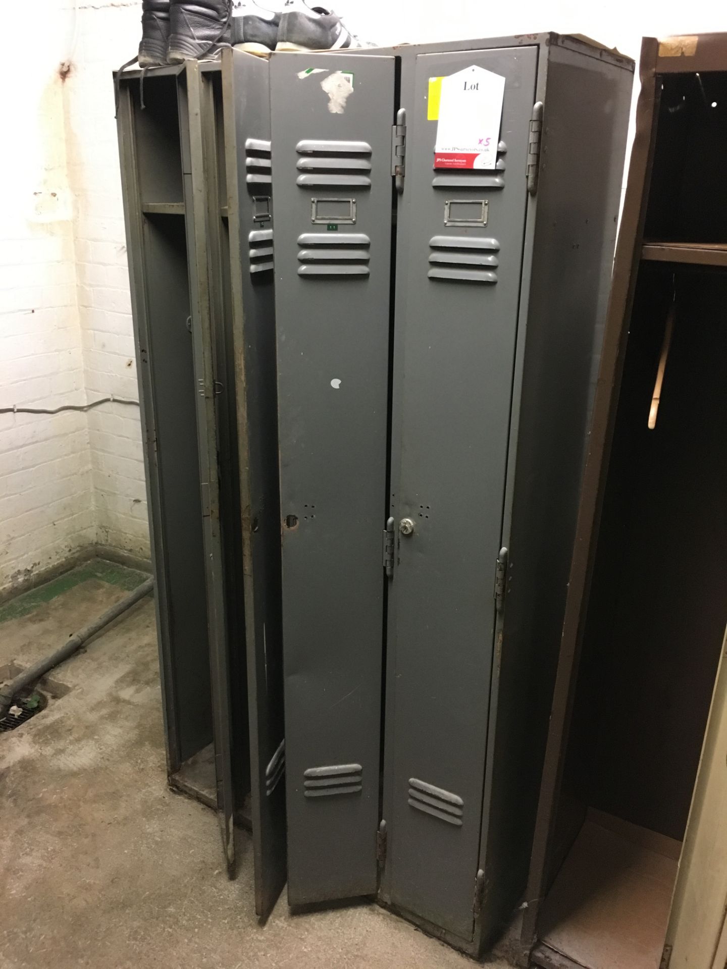 5 x Various Single Locker Units as per Description | No Keys