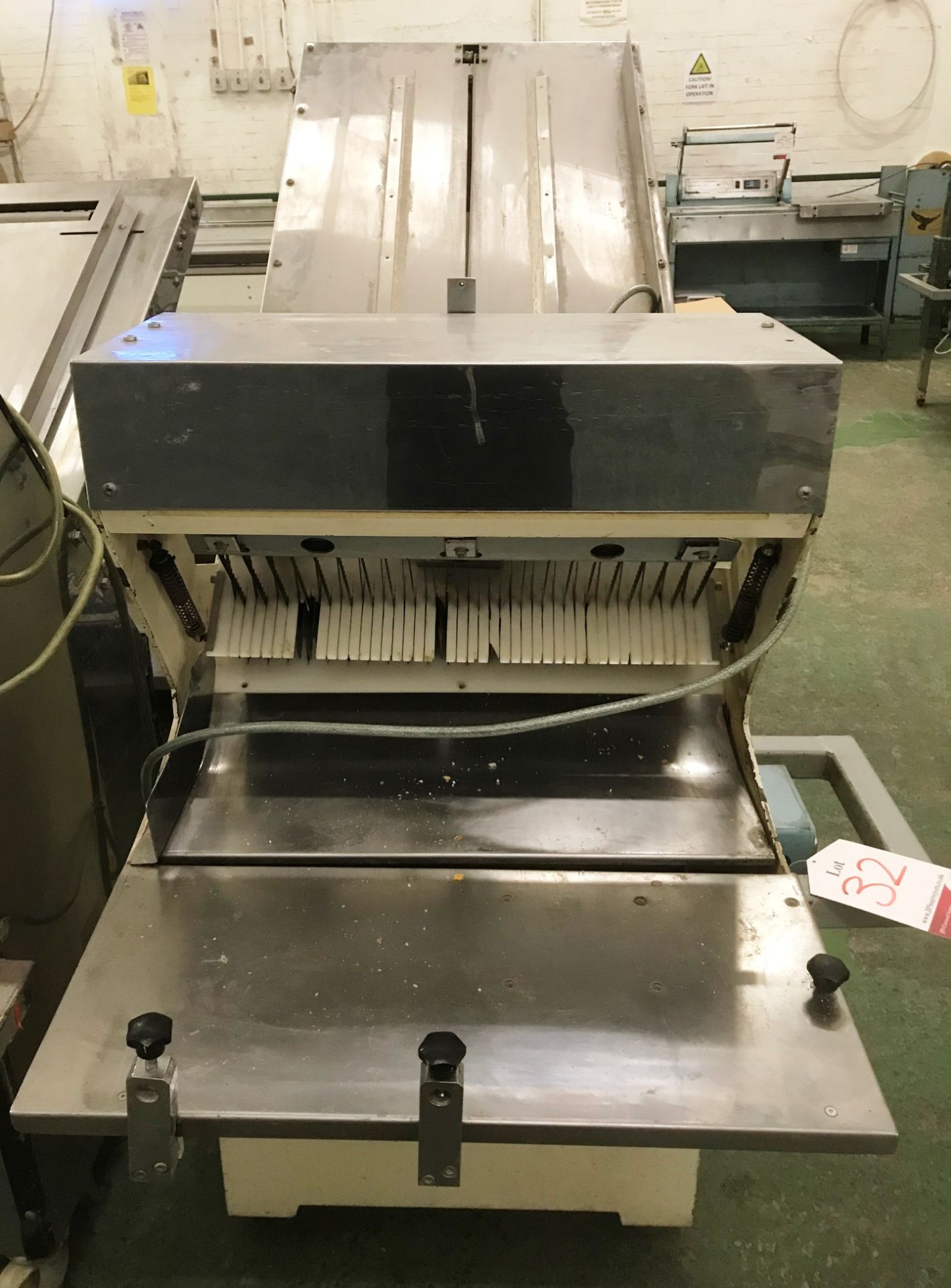 Torrent TZ 54 SC R Bread Slicer | YOM: 2001 - Image 2 of 6