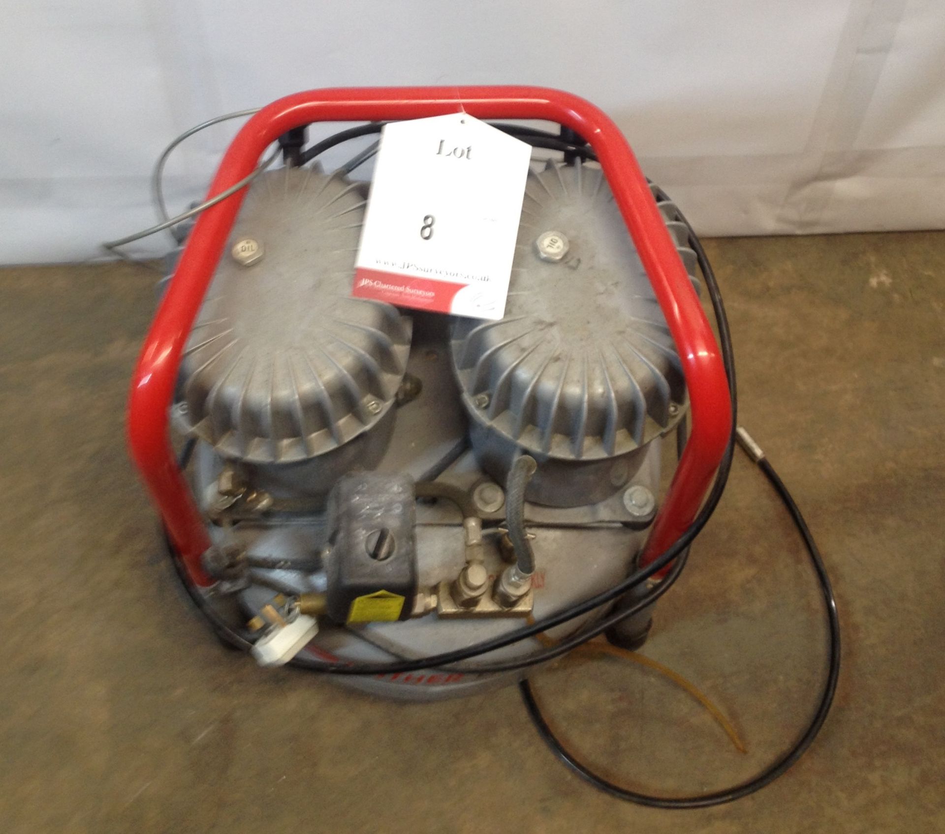 Silent oil Lubricated Compressor - Image 3 of 4