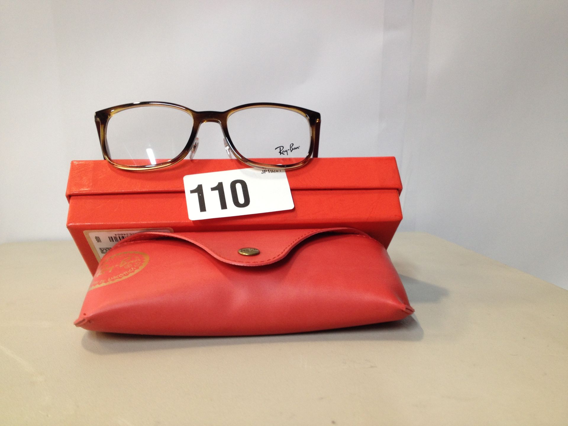 1x Pair of Ray Ban reading glasses