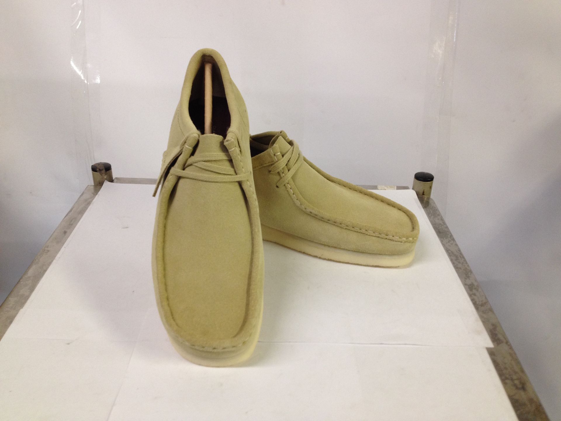 1 x Clarks Originals Shoes | Wallabee | Colour: Maple Suede | UK Size: 9 | RRP £ 11O