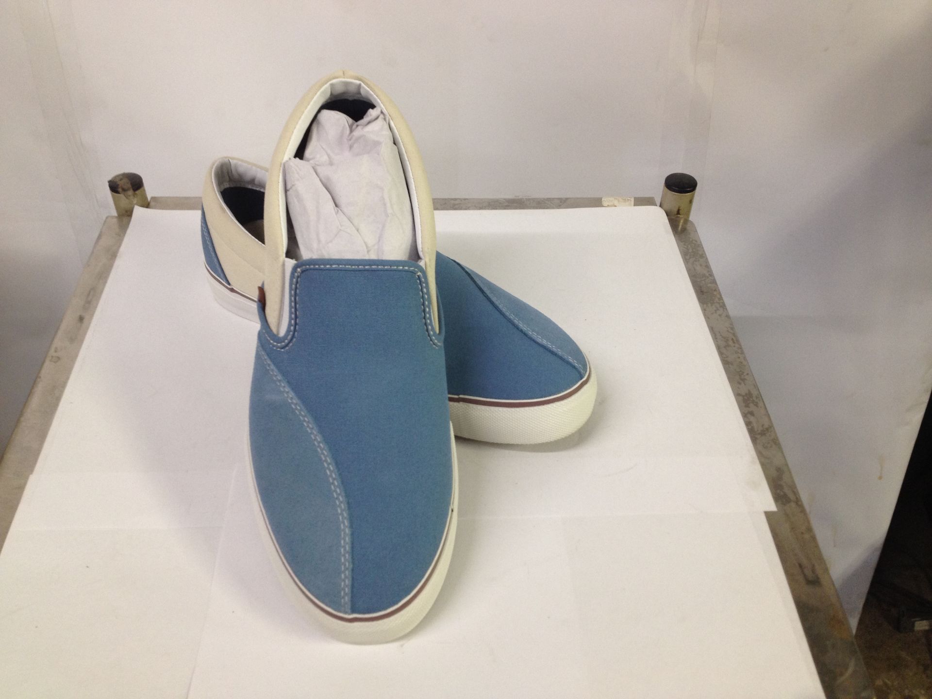 1 x Dodds Skate Shoe | Colour: Blue Shadow | UK Size: 9 | Unisex | RRP £ 55