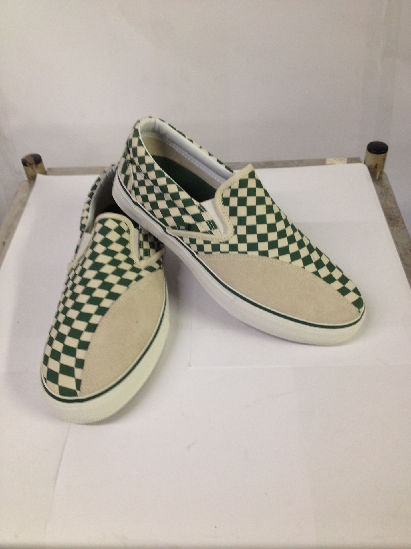 1 x Dodds Skate Shoe | Colour: Green Check Trip | UK Size: 6 | Unisex | RRP £ 55