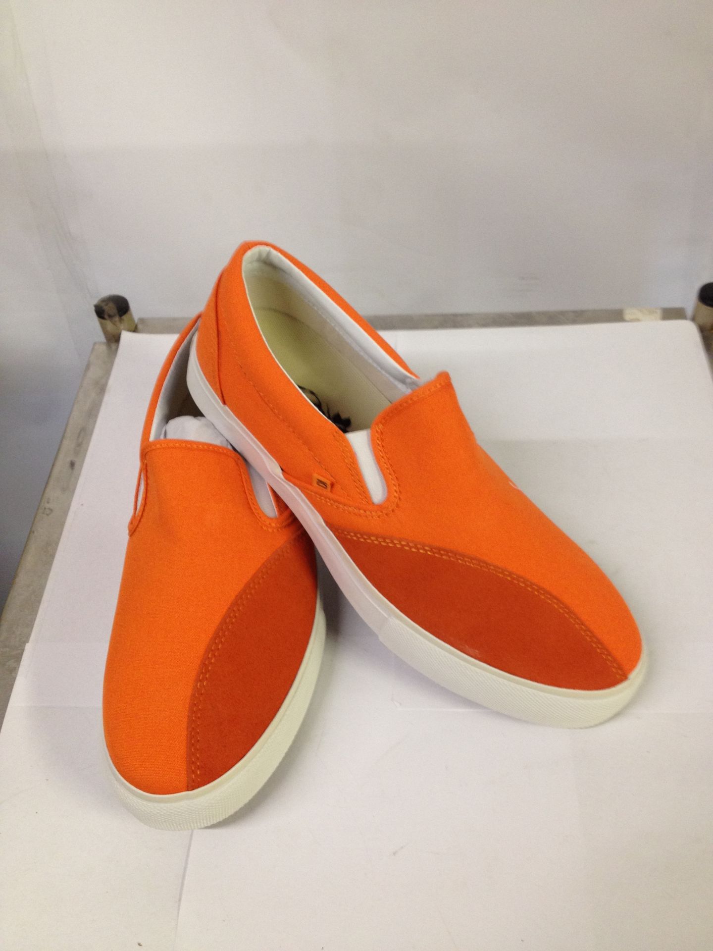 1 x Dodds Skate Shoe | Colour: Rich Orange | UK Size: 10 | Unisex | RRP £ 55