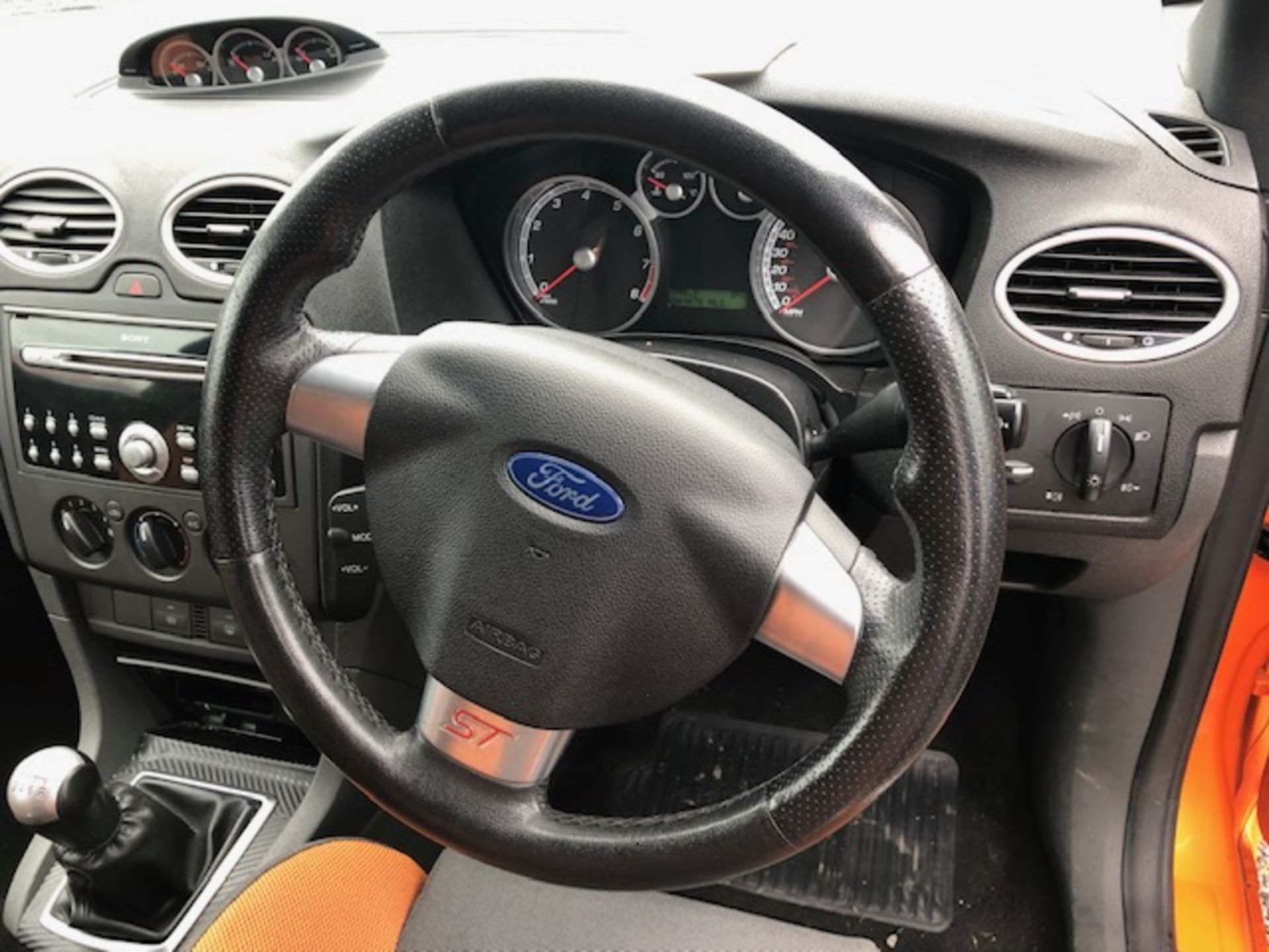 Ford Focus ST-2 3 Door Hatchback | Reg: CE06 WBD | 49,876 Miles - Image 9 of 12