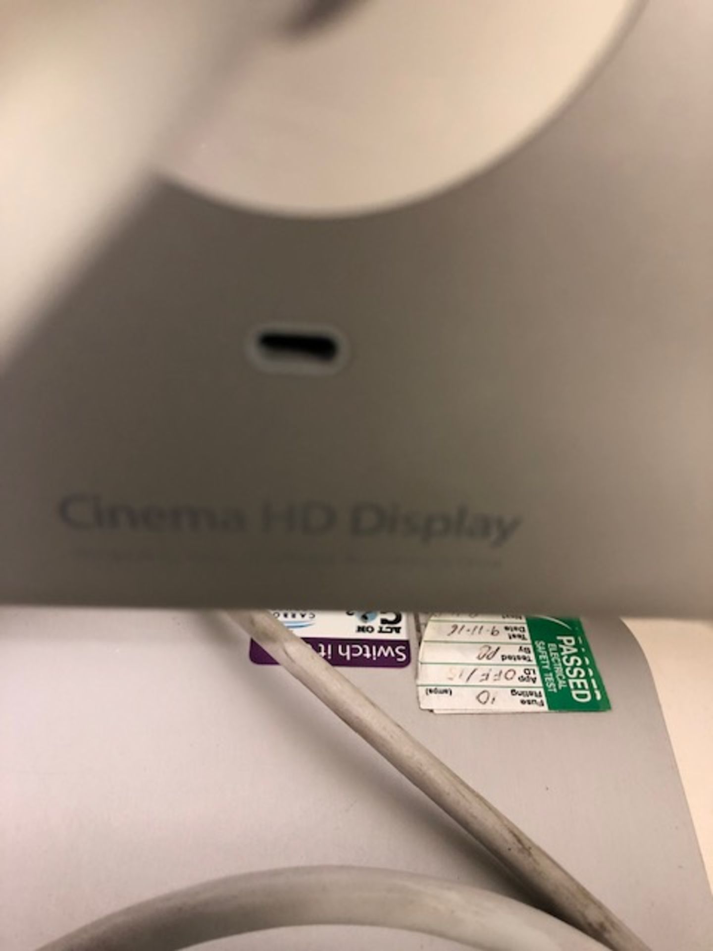 Apple A1082 Cinema Display 23" Widescreen Aluminum Monitor - Image 5 of 5