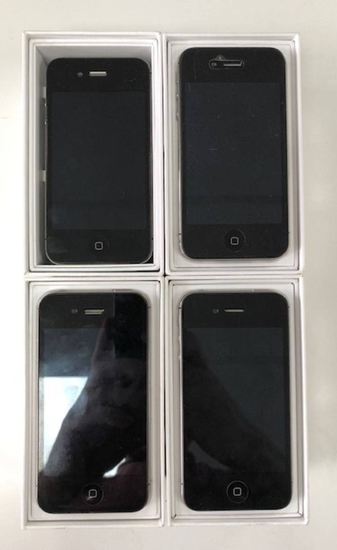 4 x Apple 16GB iPhone 4s Mobile Phones | IN BOXES | NO CHARGERS - Image 4 of 4