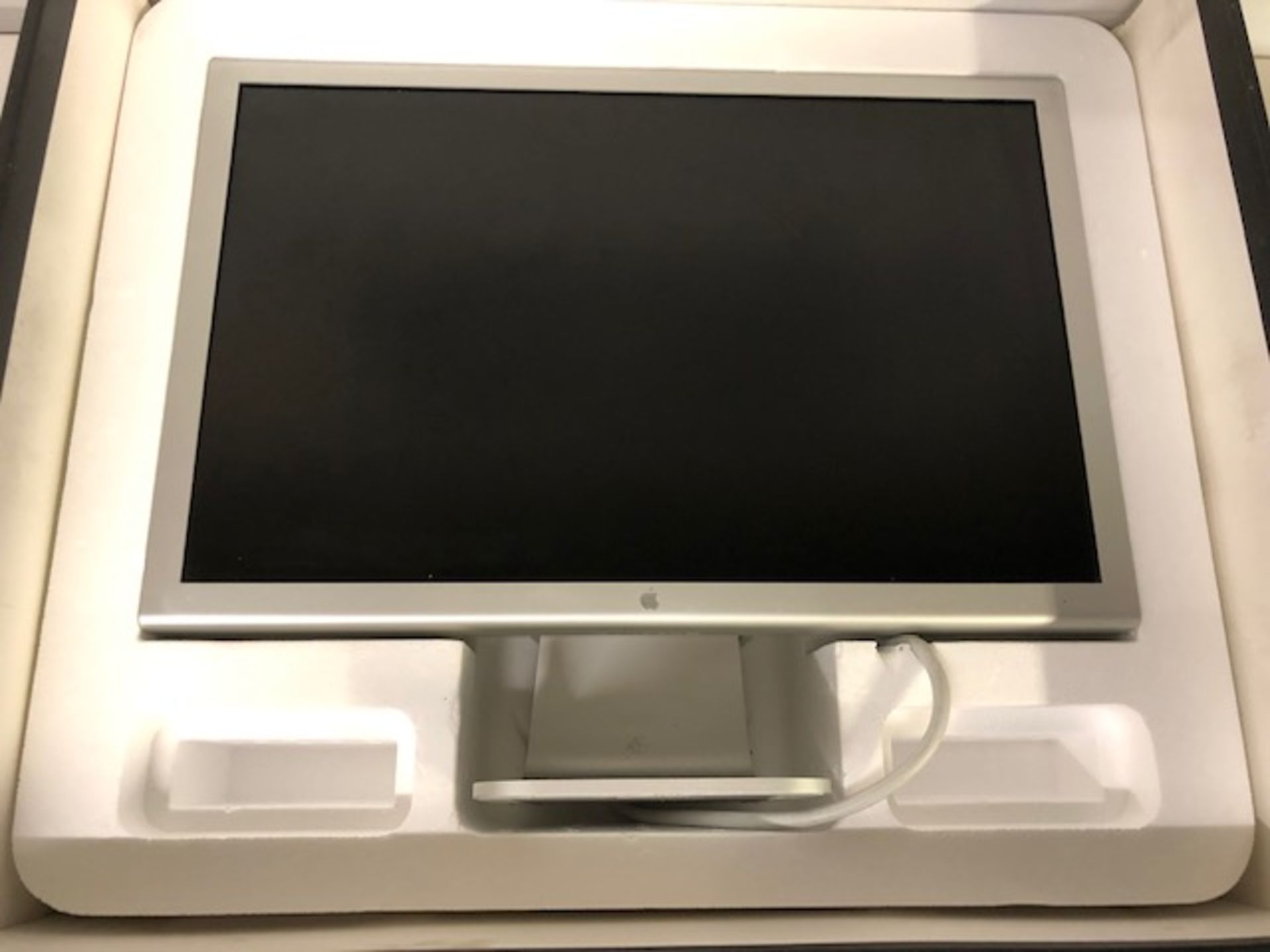 Apple A1082 Cinema Display 23" Widescreen Aluminum Monitor - Image 2 of 3