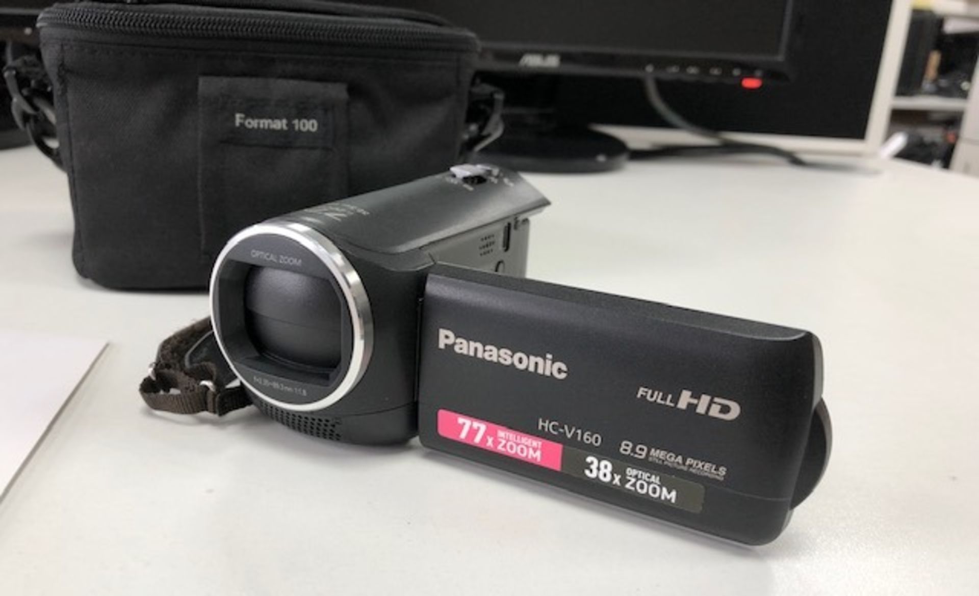 Panasonic HC-V160 Video Camera w/ Bag - Image 2 of 3