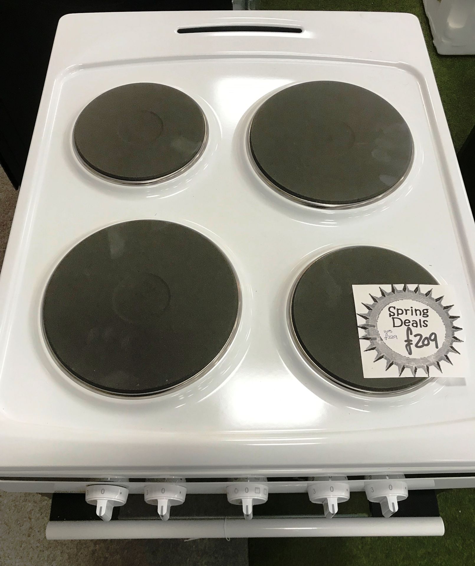 Ex Display Amica 508EE1W 50cm Single Oven Electric Cooker w/ Sealed Plate Hob - White - RRP£209 - Image 2 of 6