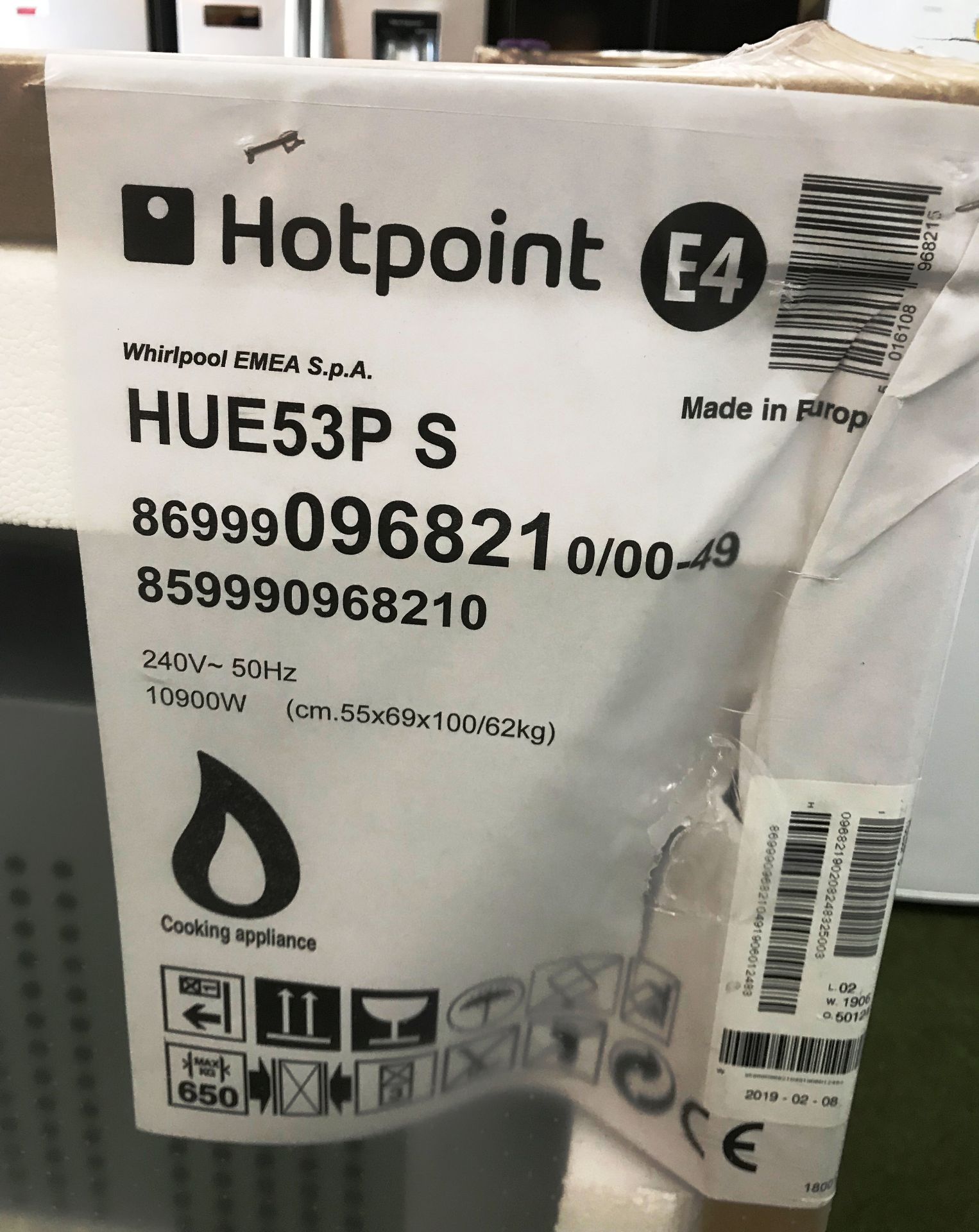 New HOTPOINT Ultima HUE53PS Electric Ceramic Cooker - White - RRP£439 - Image 3 of 4