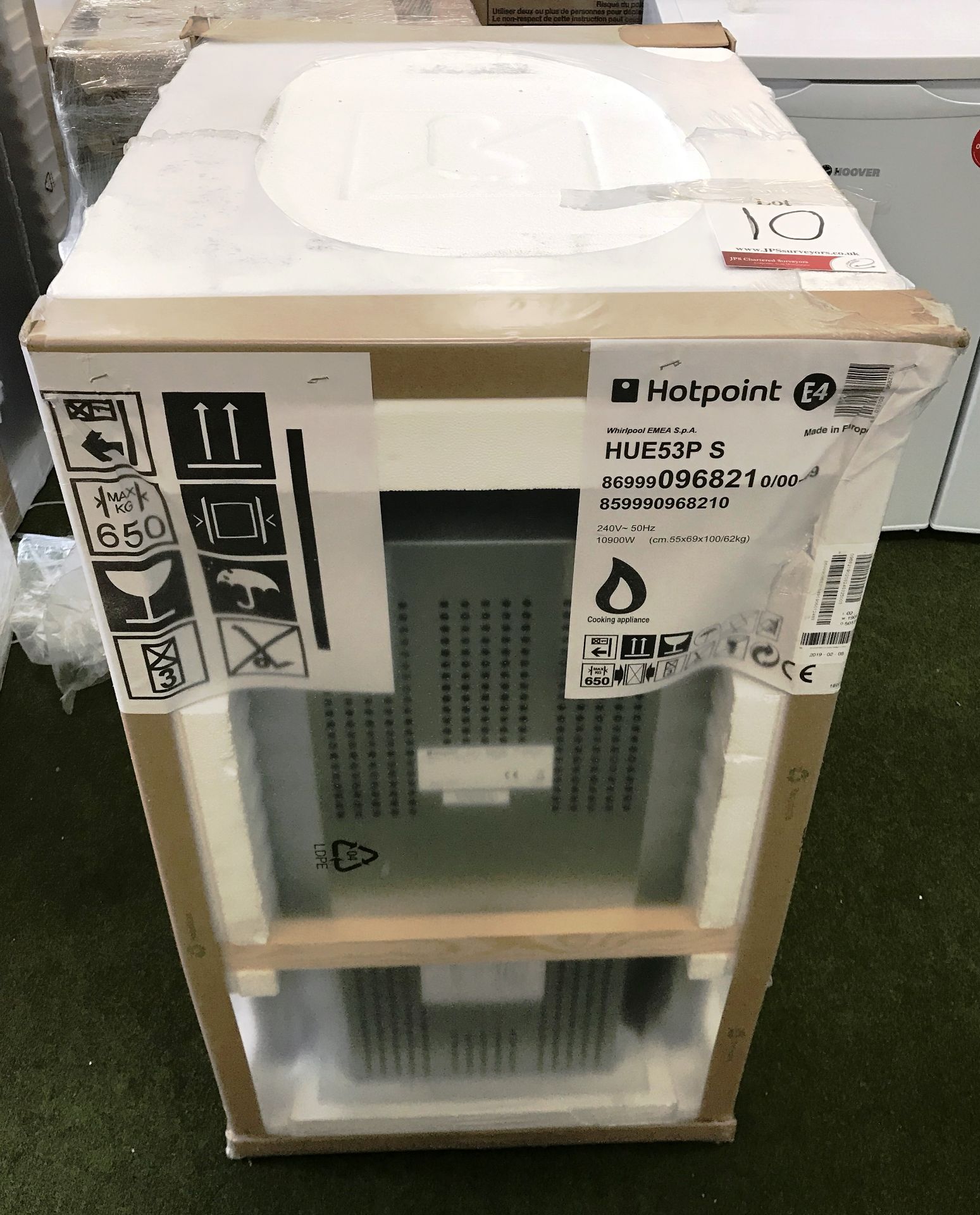 New HOTPOINT Ultima HUE53PS Electric Ceramic Cooker - White - RRP£439 - Image 2 of 4