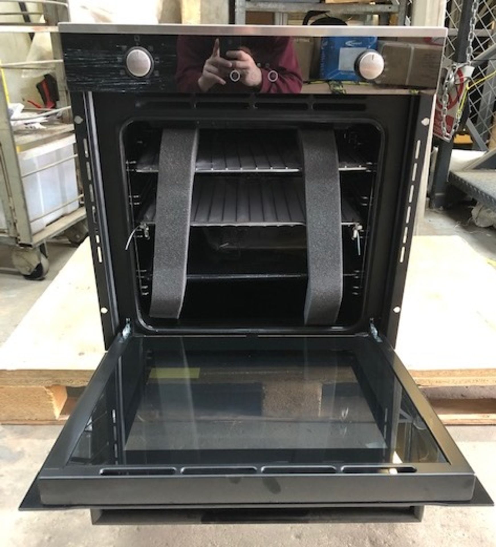 Ex Display Teknix SCS61X Built In 73L Single Oven Stainless Steel - Image 2 of 7