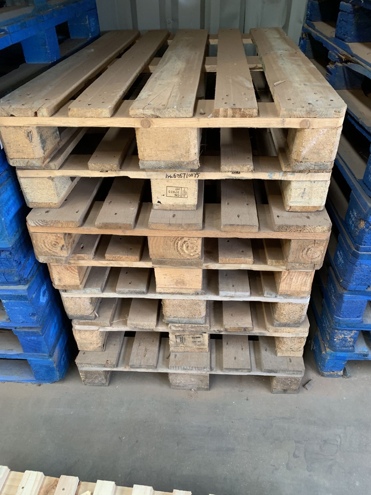 40 x Pallets - Image 2 of 2