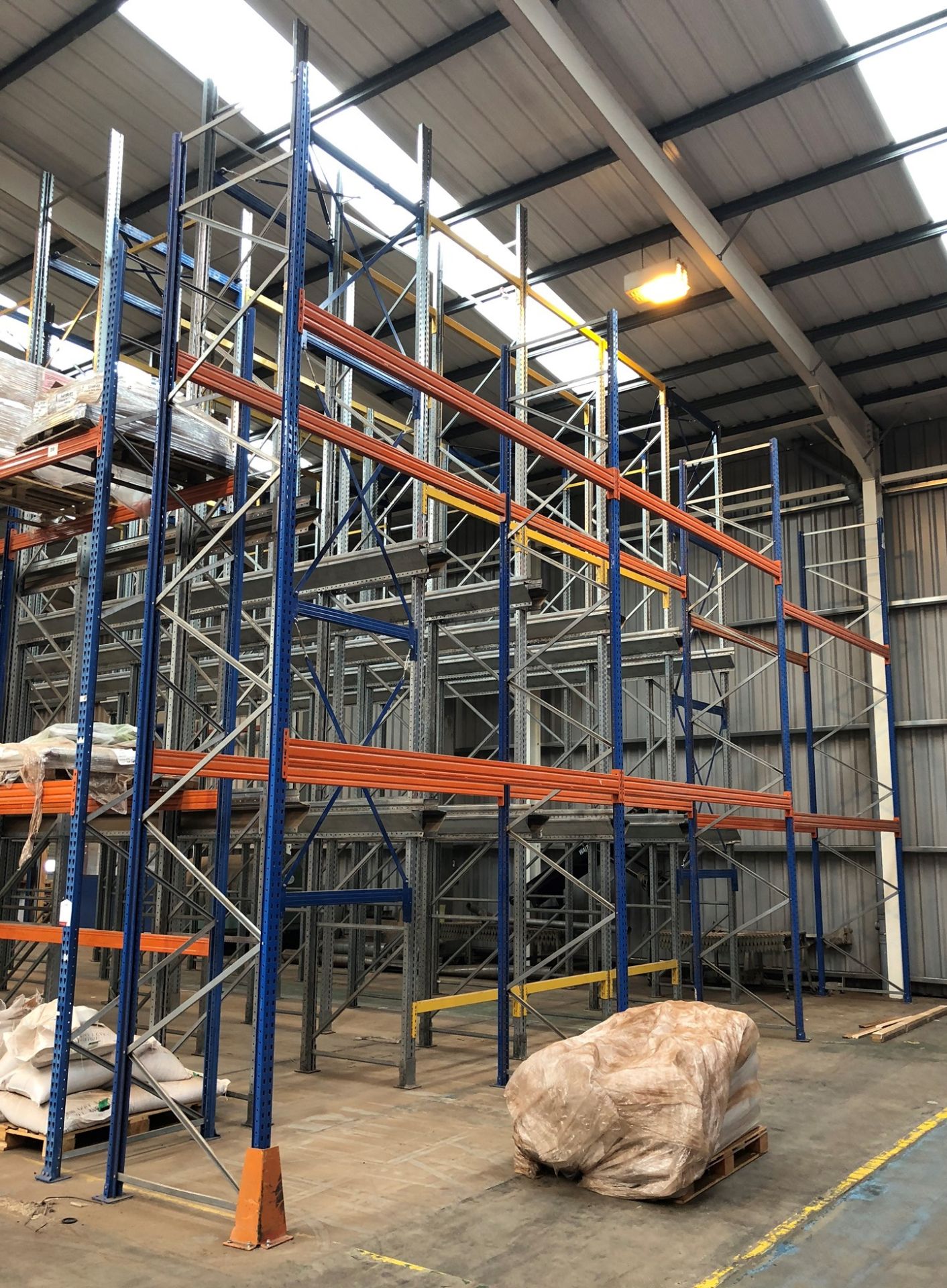 9 x Bays heavy duty racking