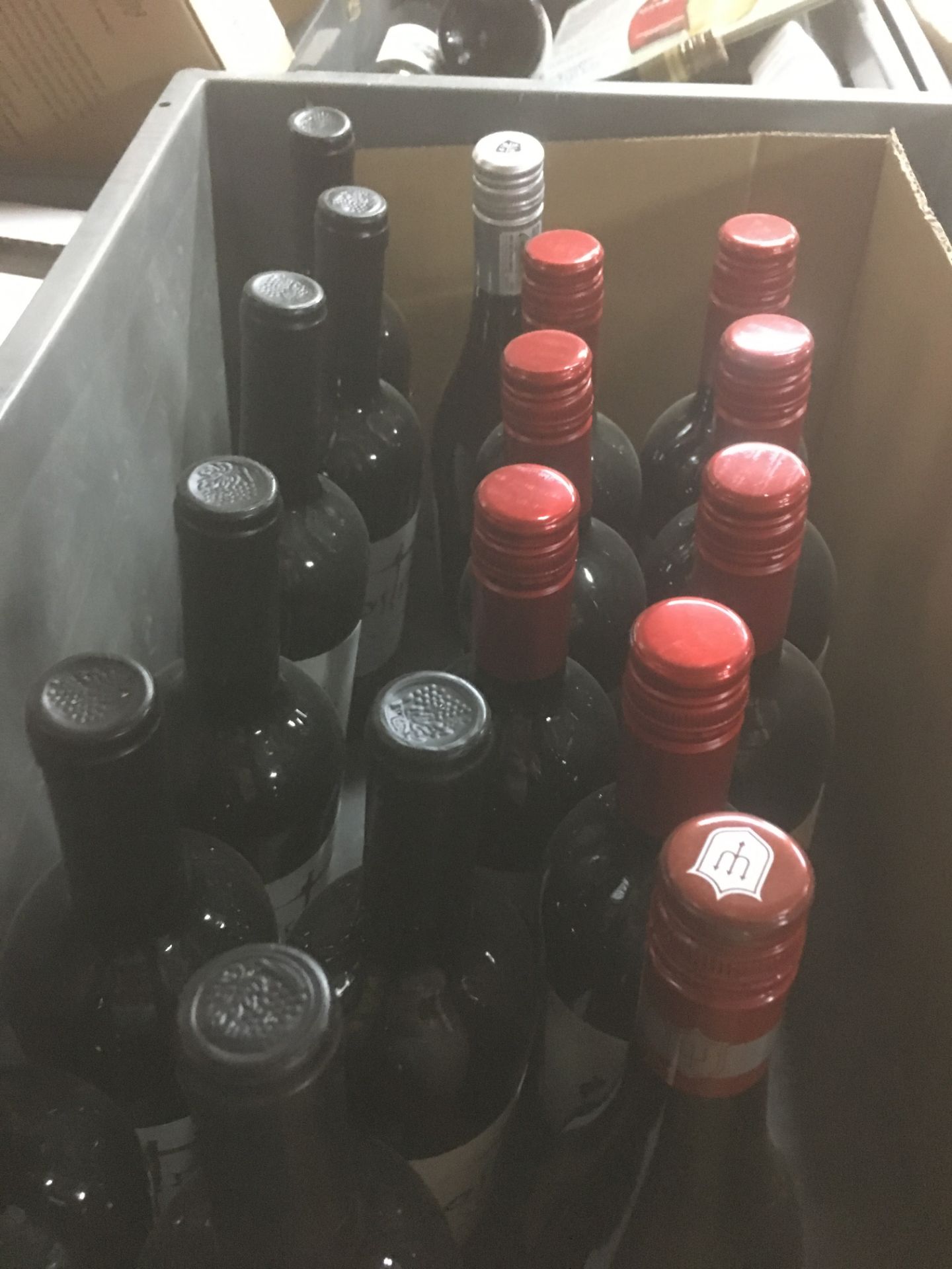 17 x Bottles of Various Red & White Wine as per description | Total RRP £173.68