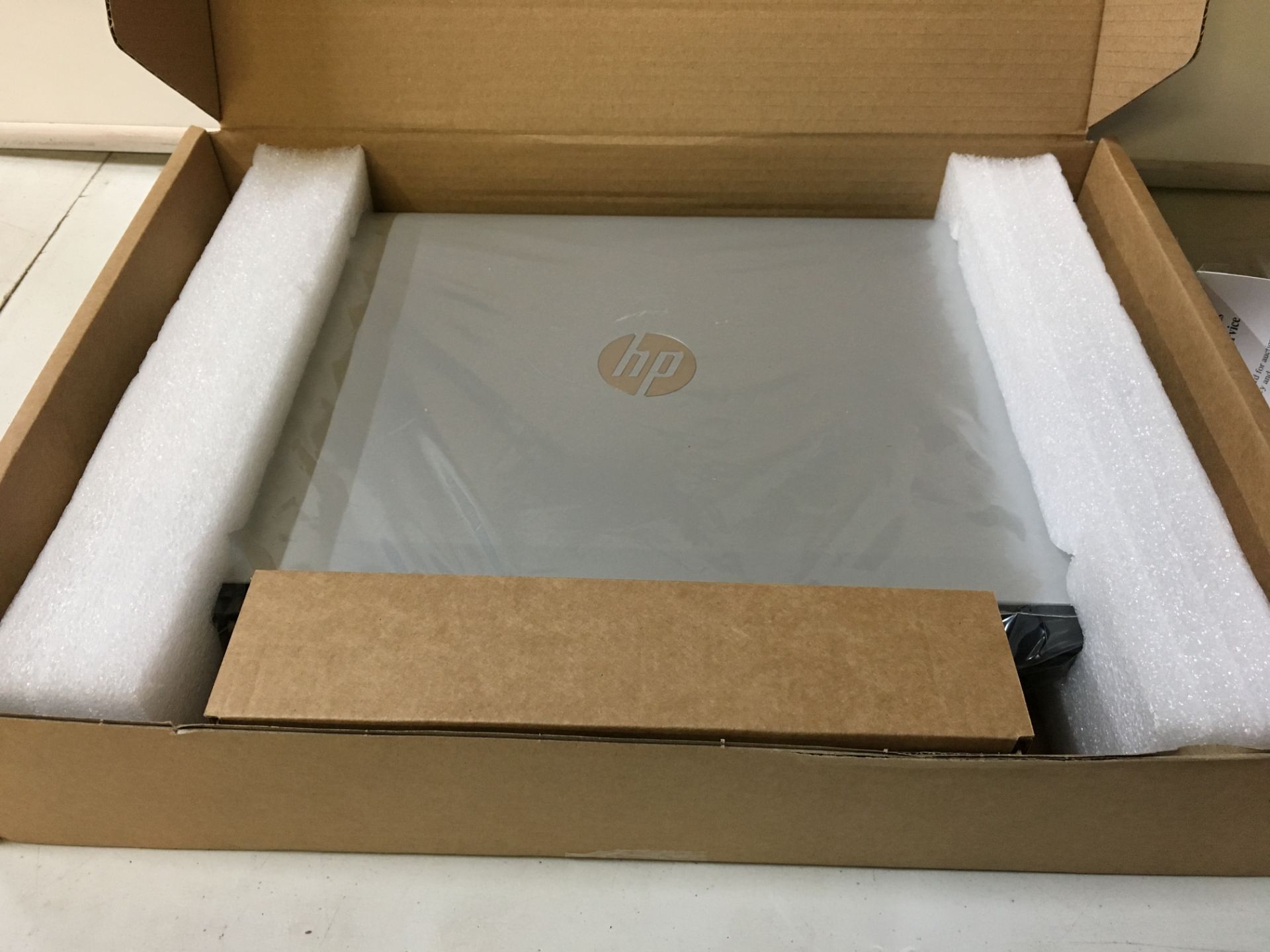 HP 350 G2 15.5" Laptop Intel Core i5-5200U 2.20GHz 8GB