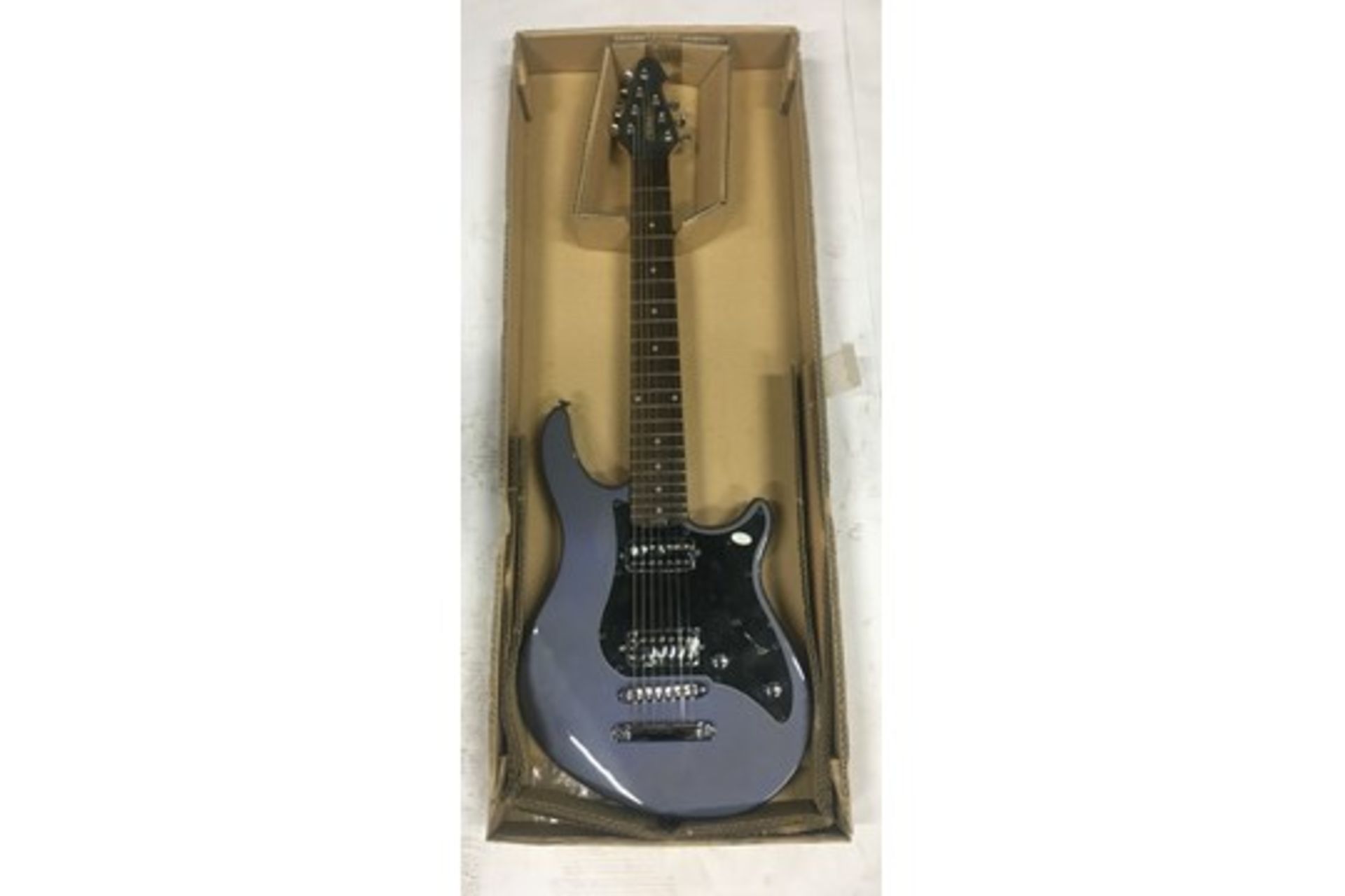 Peavey Predator Plus ST7 Electric Guitar - Image 2 of 3