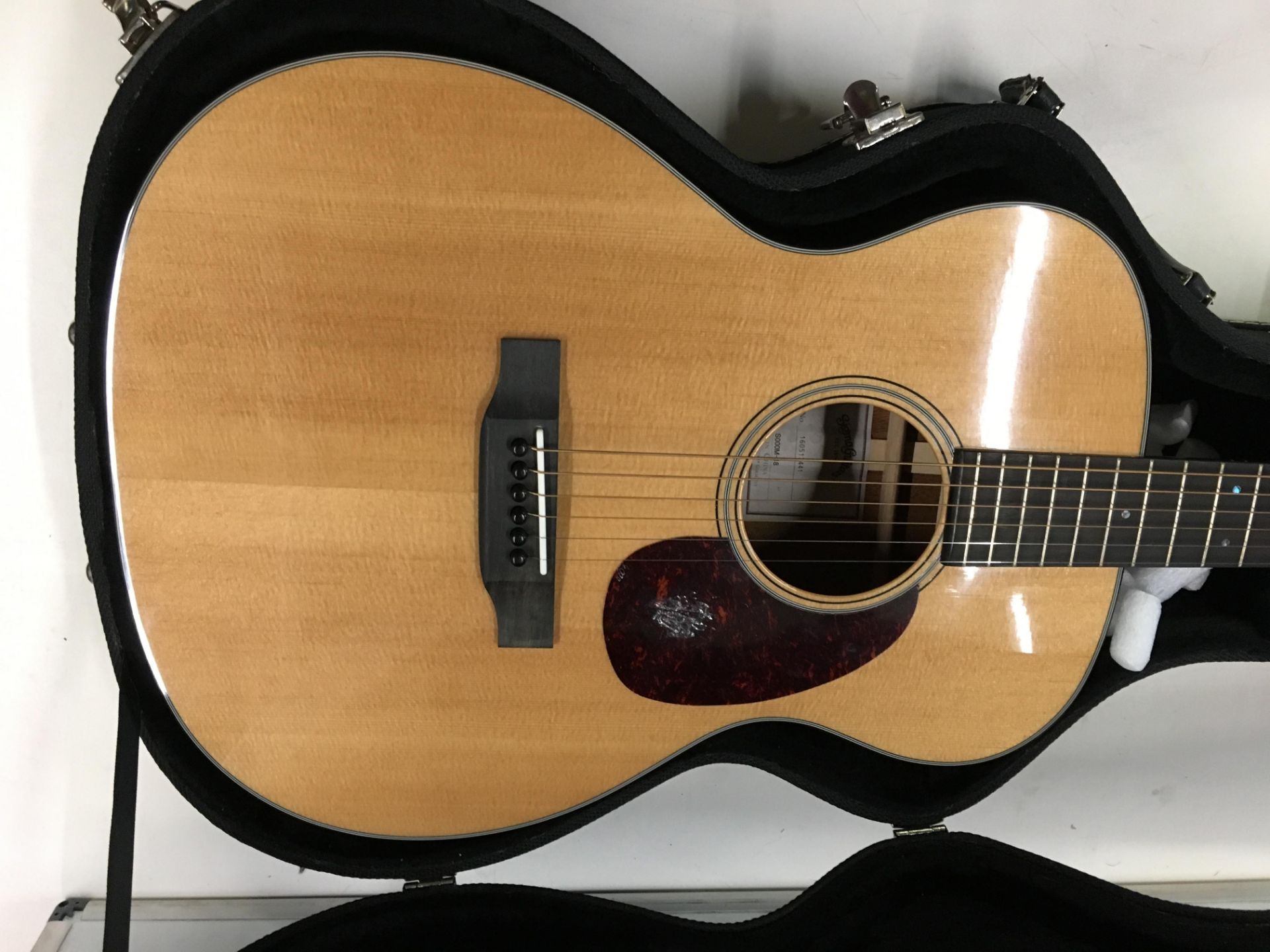 Sigma S-000M-18 Acoustic Guitar - Image 2 of 3