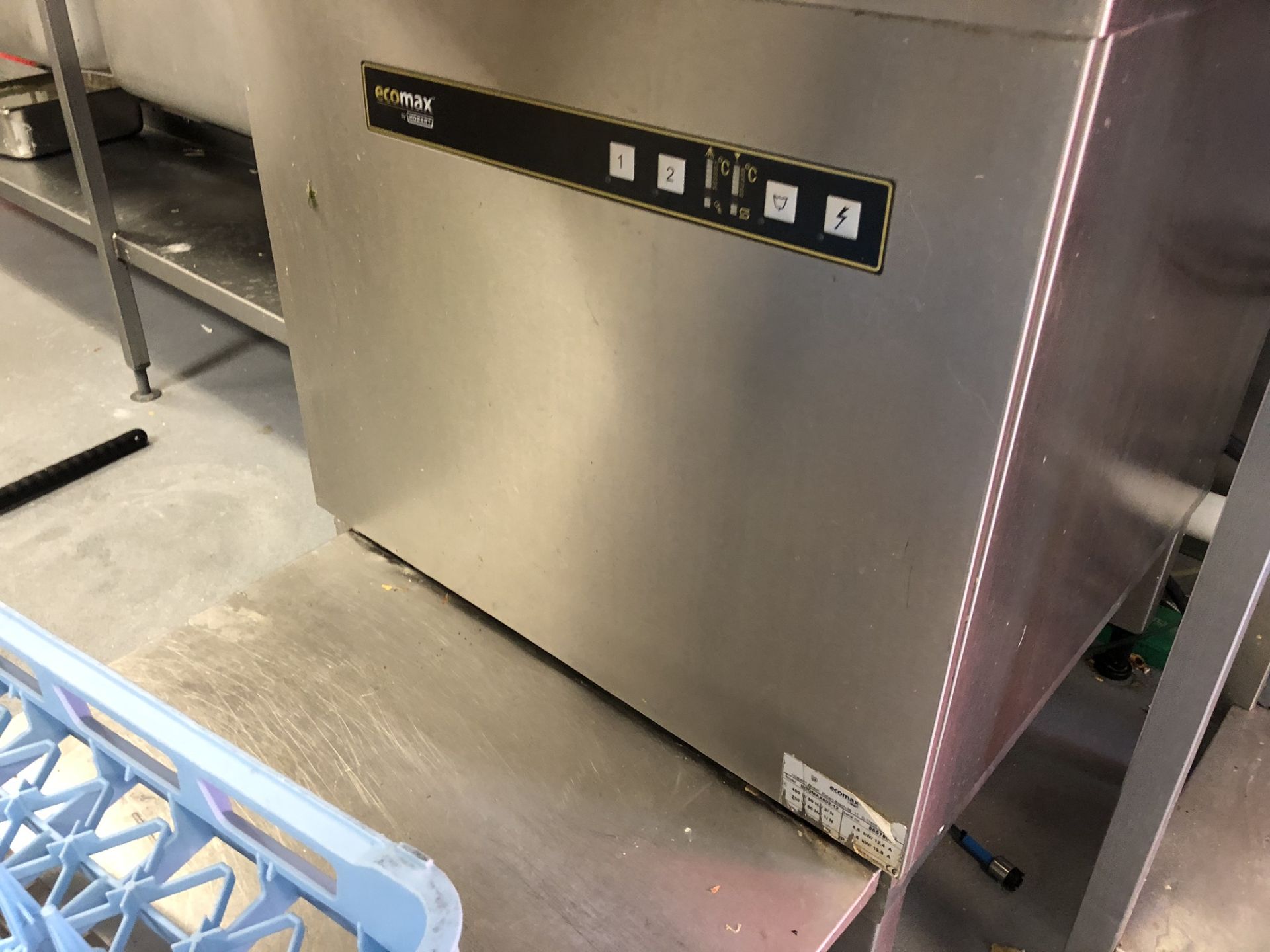 Hobart Ecomax 602-12 Pass Through Dishwasher w/ 2 x Stainless Steel Tables - Image 3 of 5