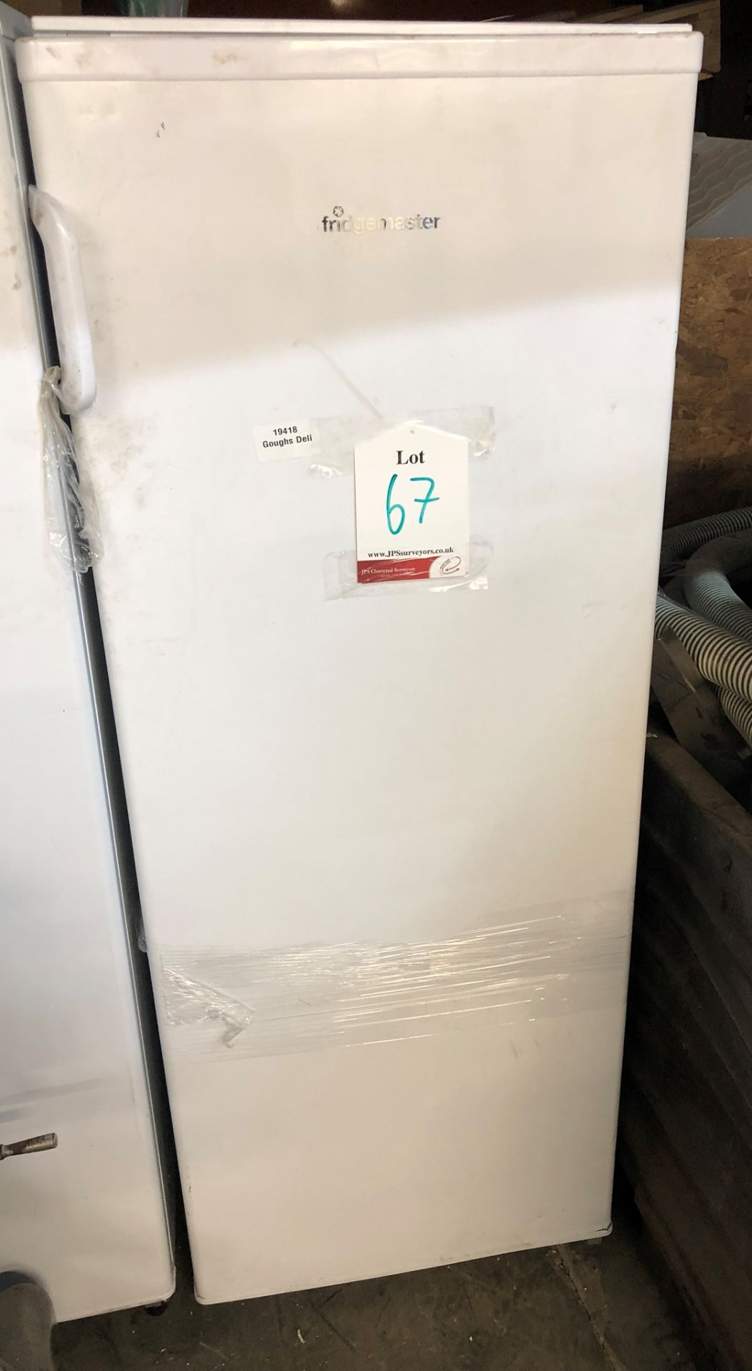 Fridgemaster MTZ55160 Upright Freezer | PLEASE NOTE: ITEM HAS DAMAGED DOOR