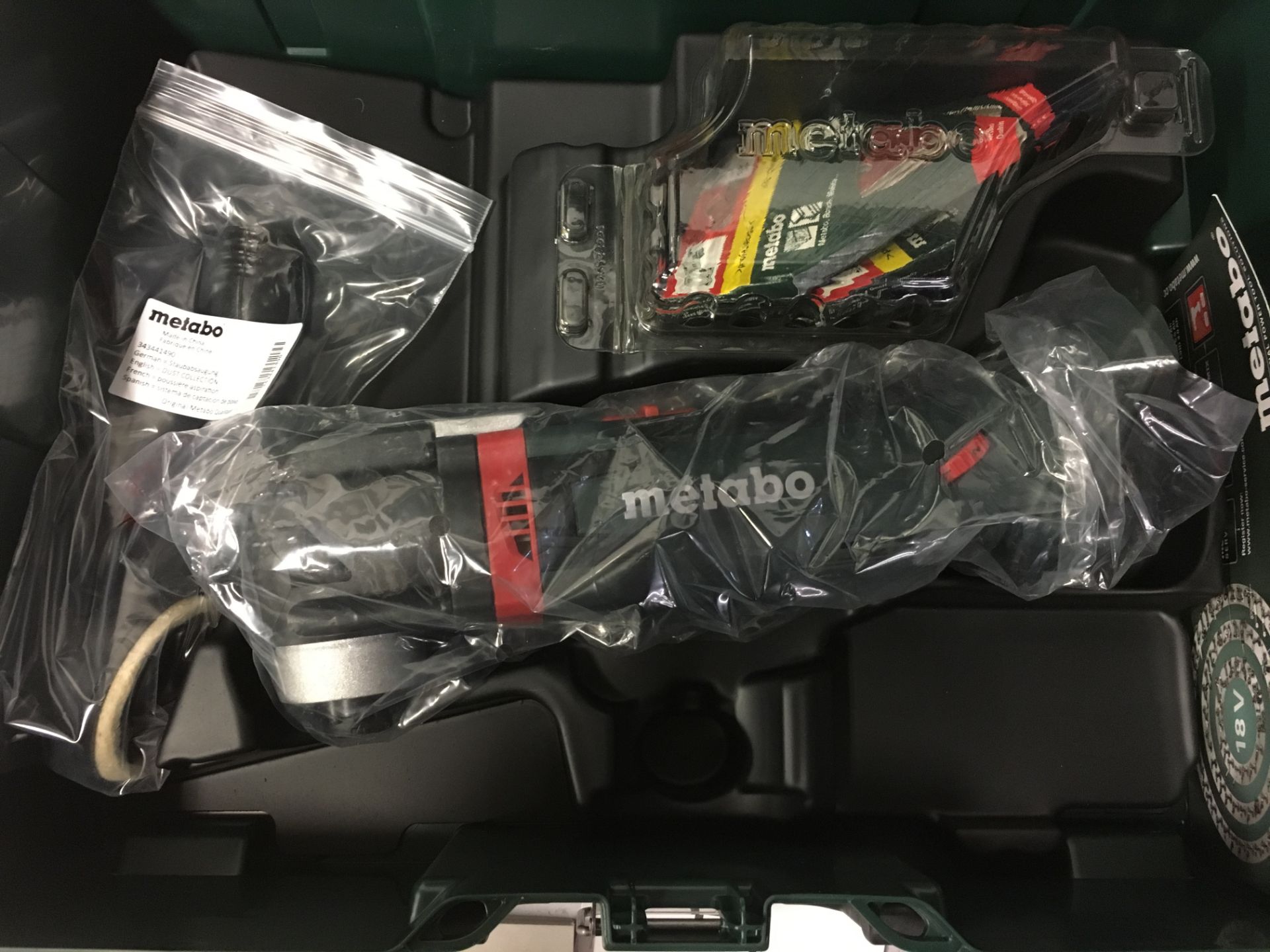 1 x Metabo MT18LTX 18V Li-ion Cordless Multi Tool With MetaLoc Case - Body Only 613021840 | EAN: 400 - Image 3 of 3