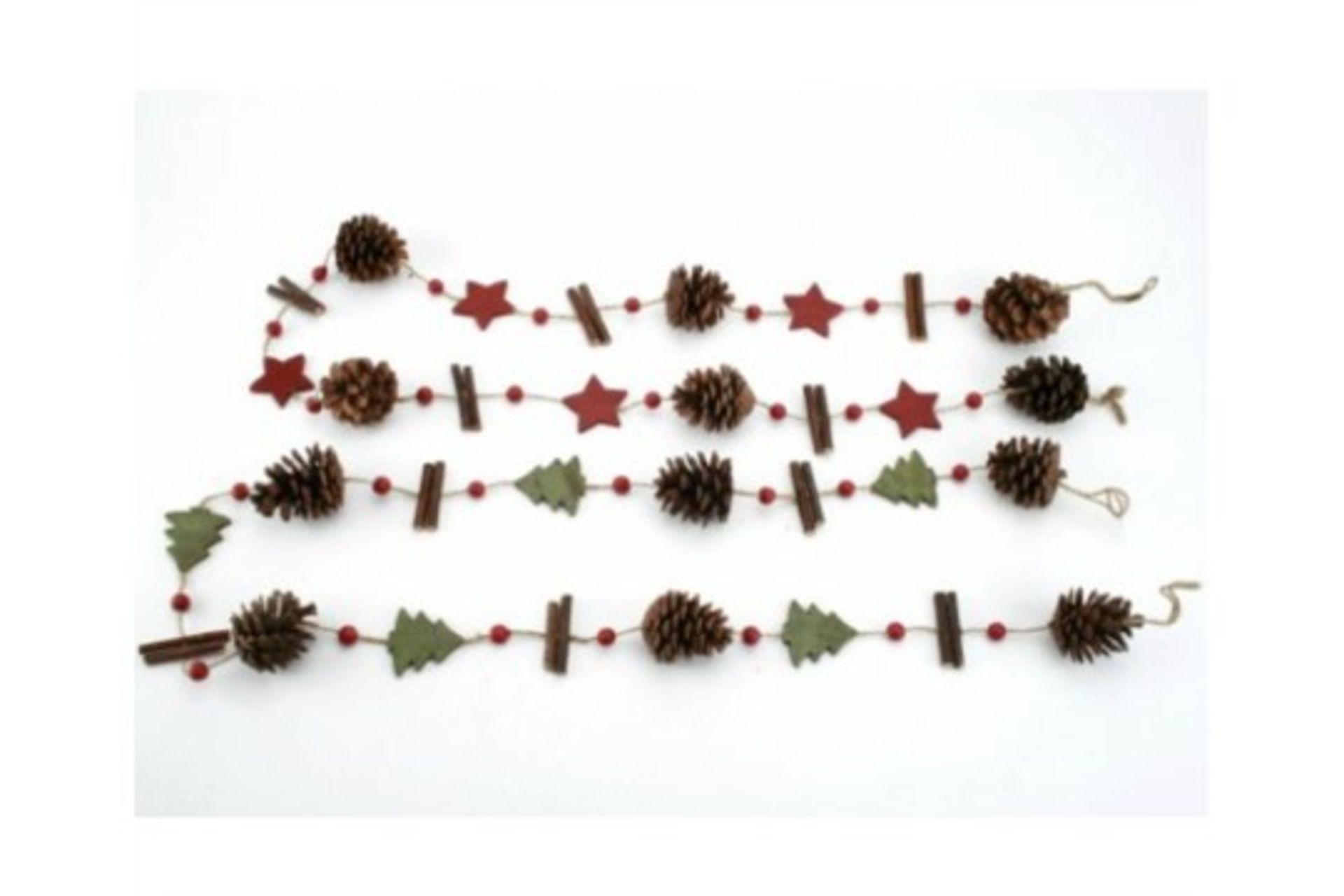 49 x Christmas tree garland. Acorn, twigs and star/tree